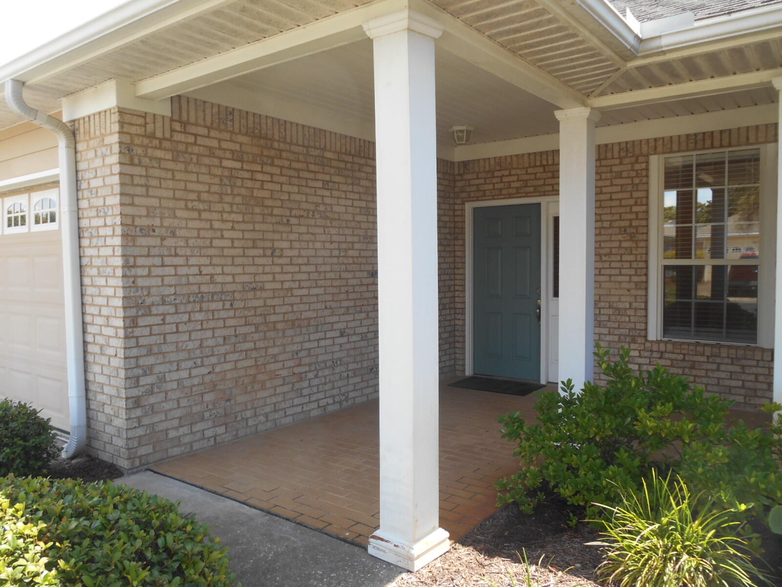 DIAMOND LAKES - Residential