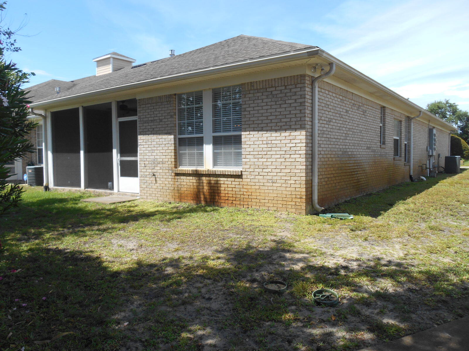 DIAMOND LAKES - Residential