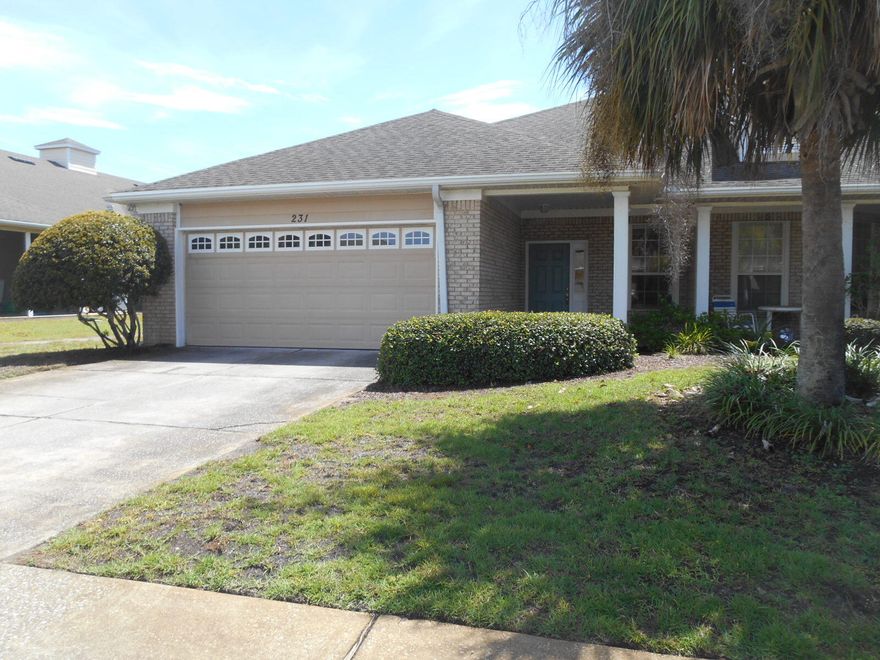 Don't miss this one story 2 car garage Townhome in Destin.  Great floor plan.  Unit is on the Lake, with stunning views from living area and screened porch. Have your morning coffee in the serenity of the lake. Community pool, High ceilings, spacious, open floor plan. Split  bedrooms for privacy.All information is deemed to be correct, but any and all information deemed important should be verified.