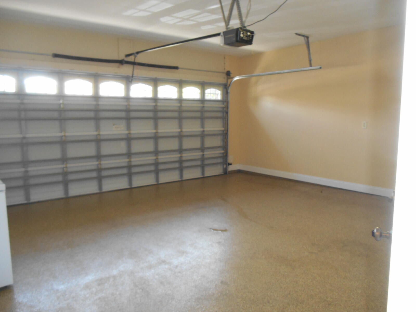 DIAMOND LAKES - Residential