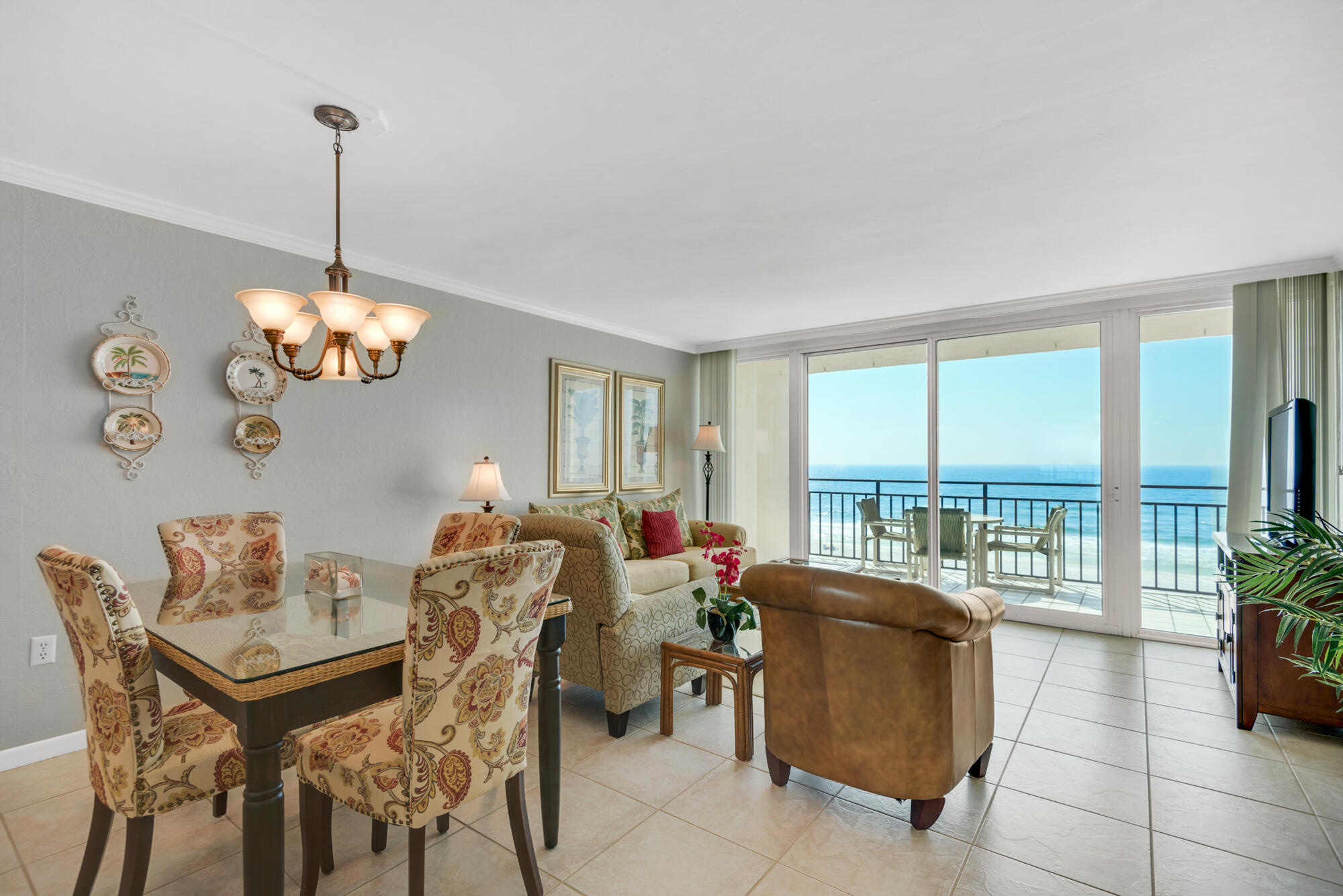 BREAKERS OF FWB PH 2 - Residential