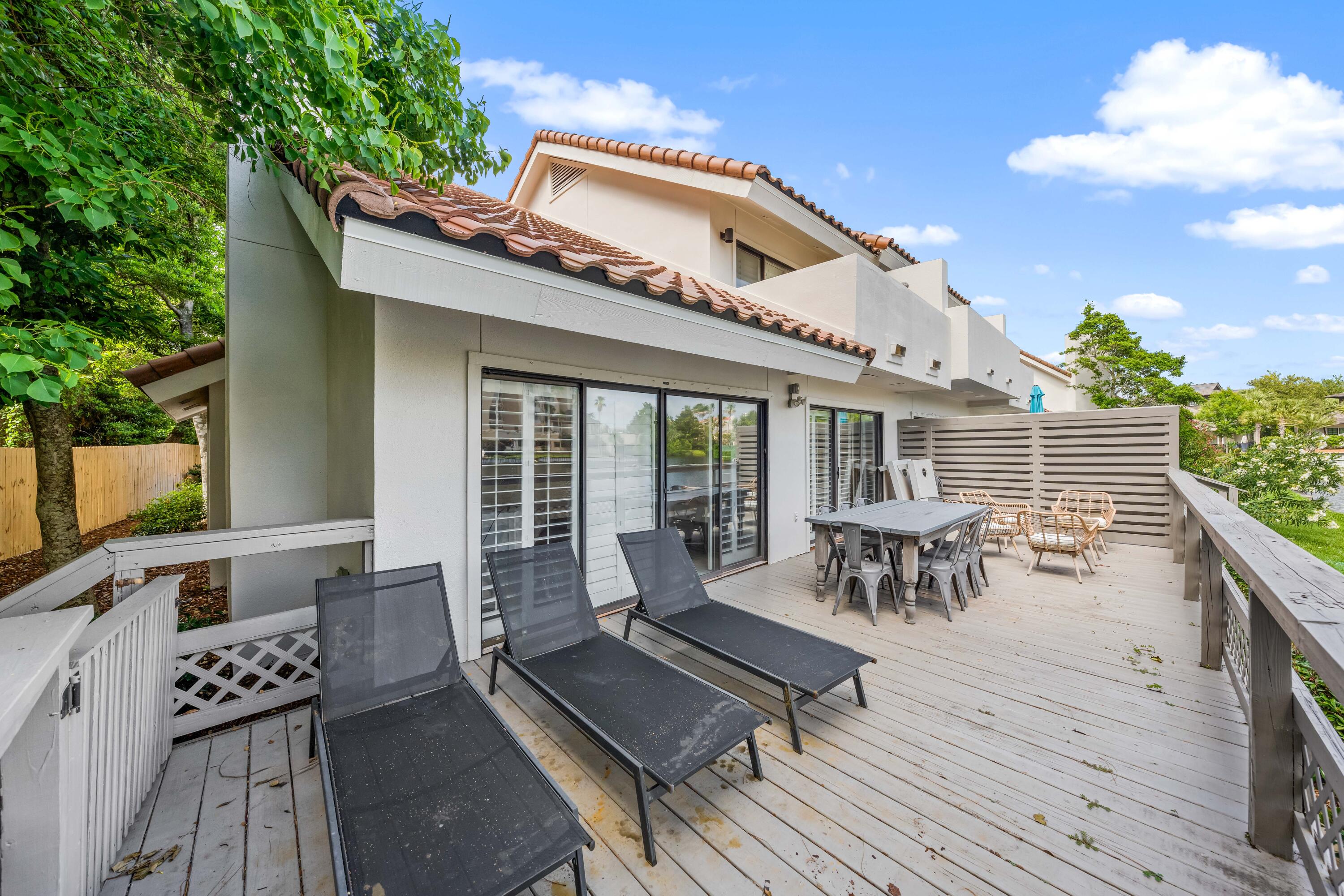 BEACHWALK VILLAS PH 12 - Residential