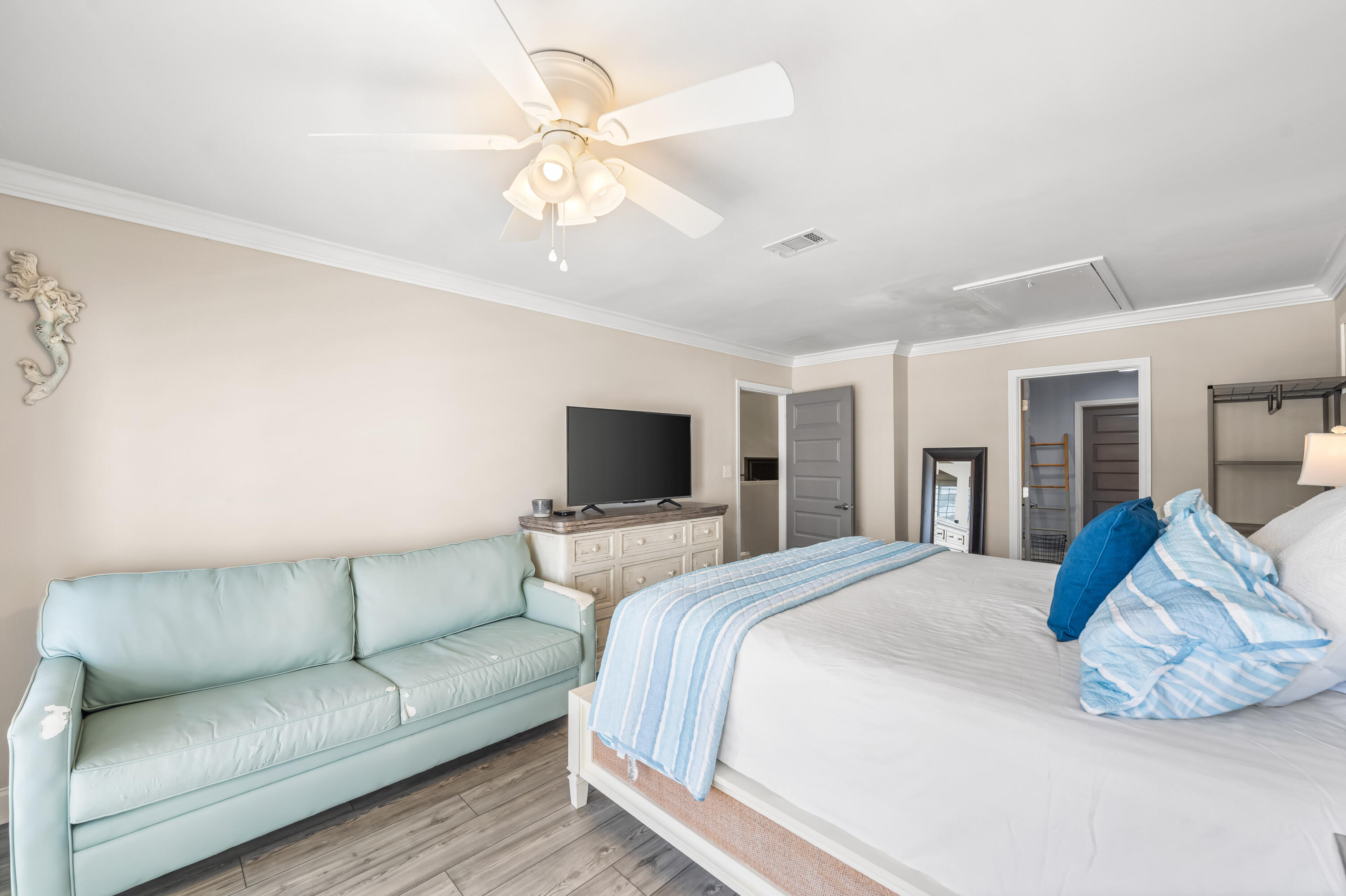 BEACHWALK VILLAS PH 12 - Residential