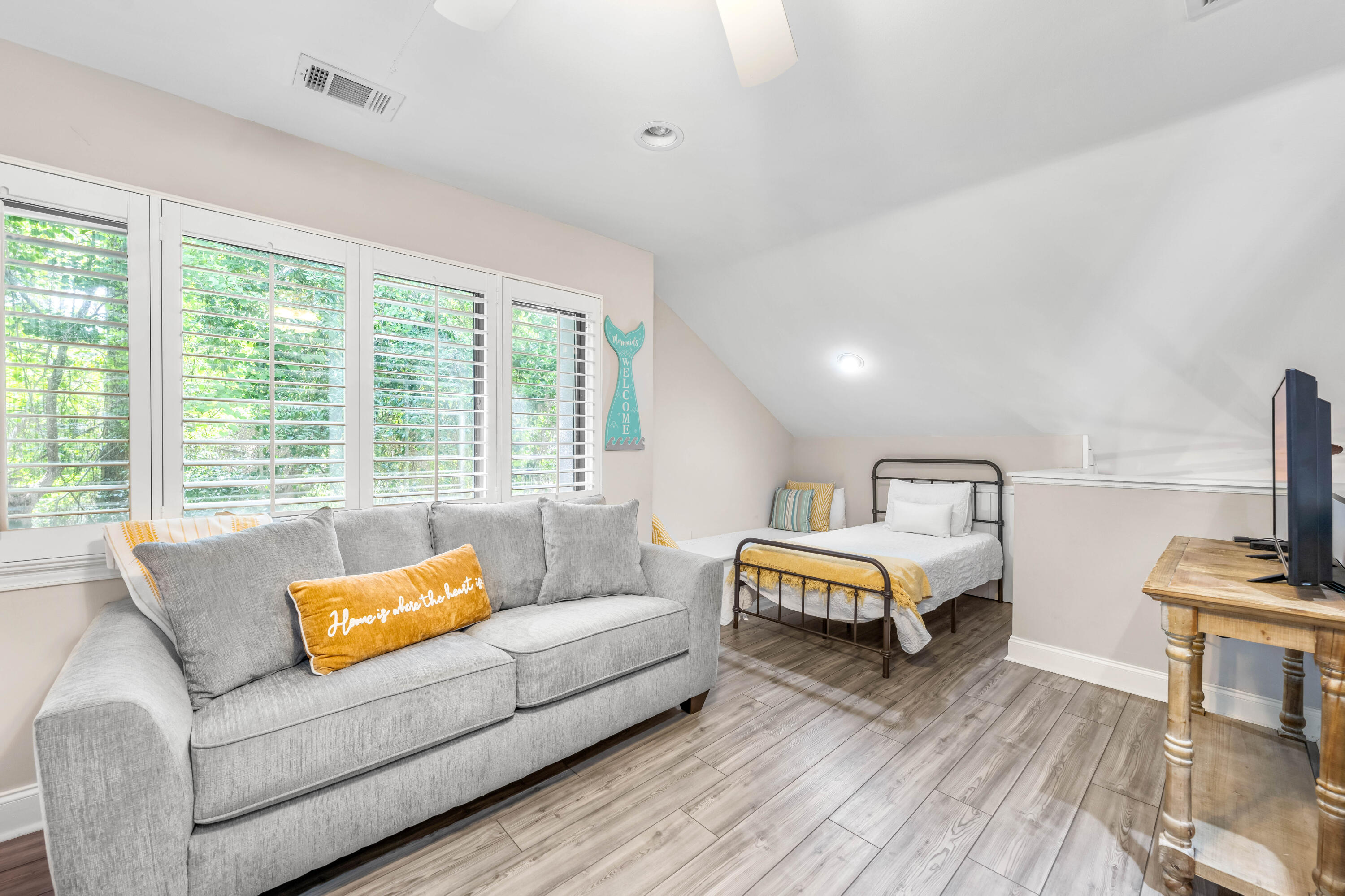 BEACHWALK VILLAS PH 12 - Residential