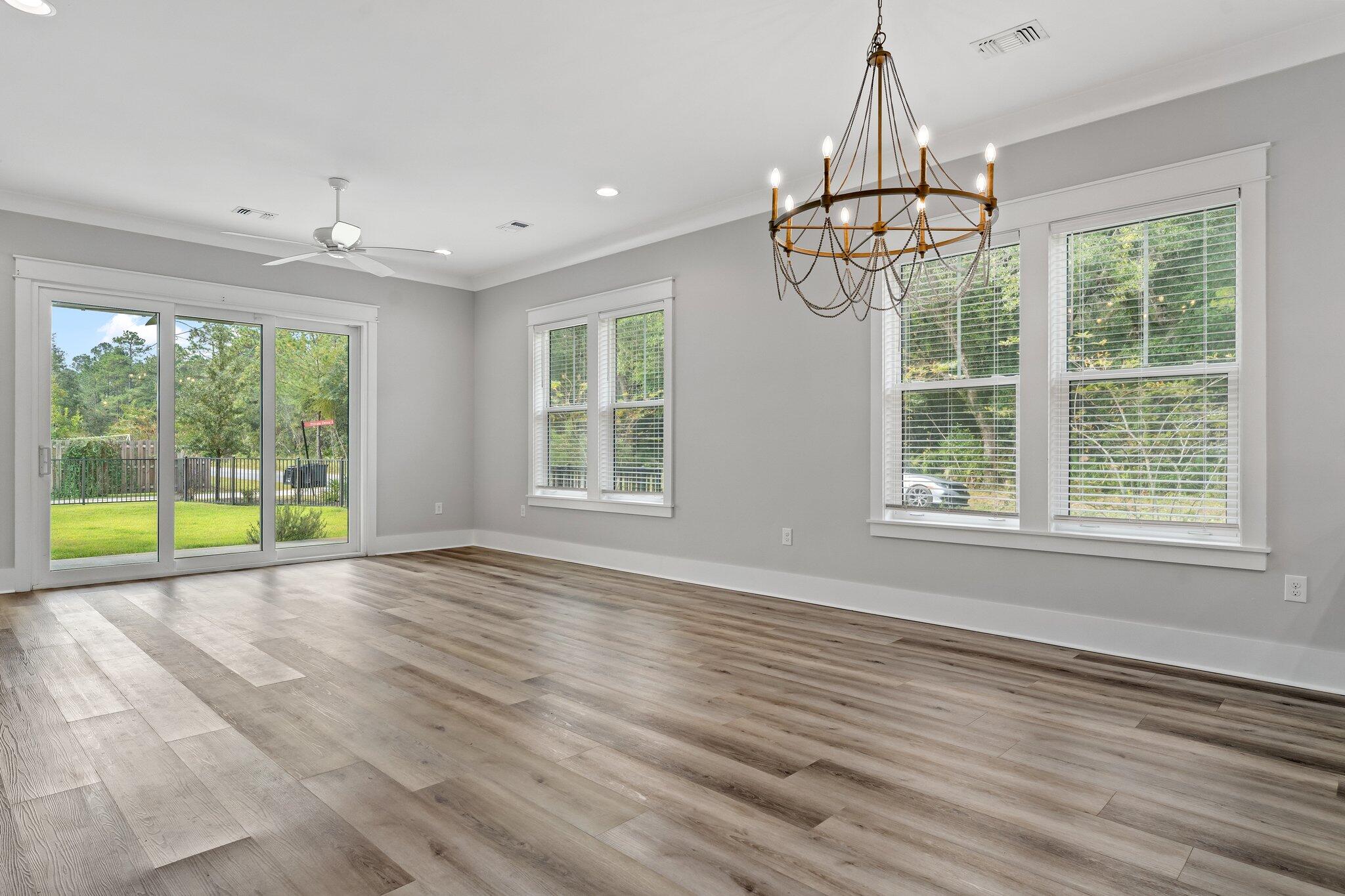 GRAYTON BAYOU - Residential Lease