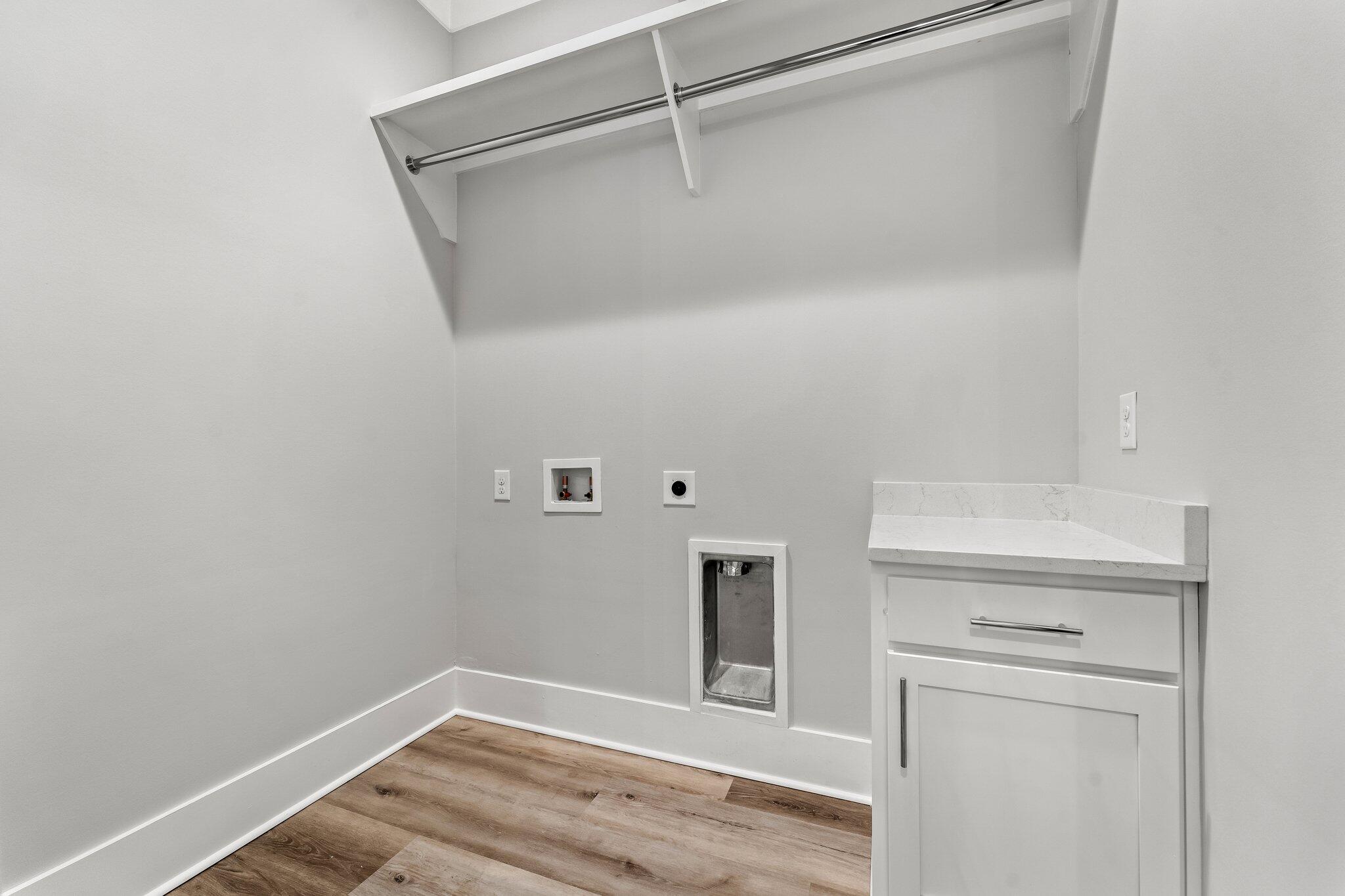 GRAYTON BAYOU - Residential Lease