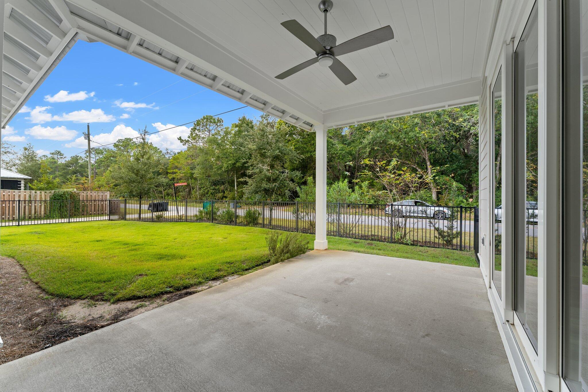 GRAYTON BAYOU - Residential Lease