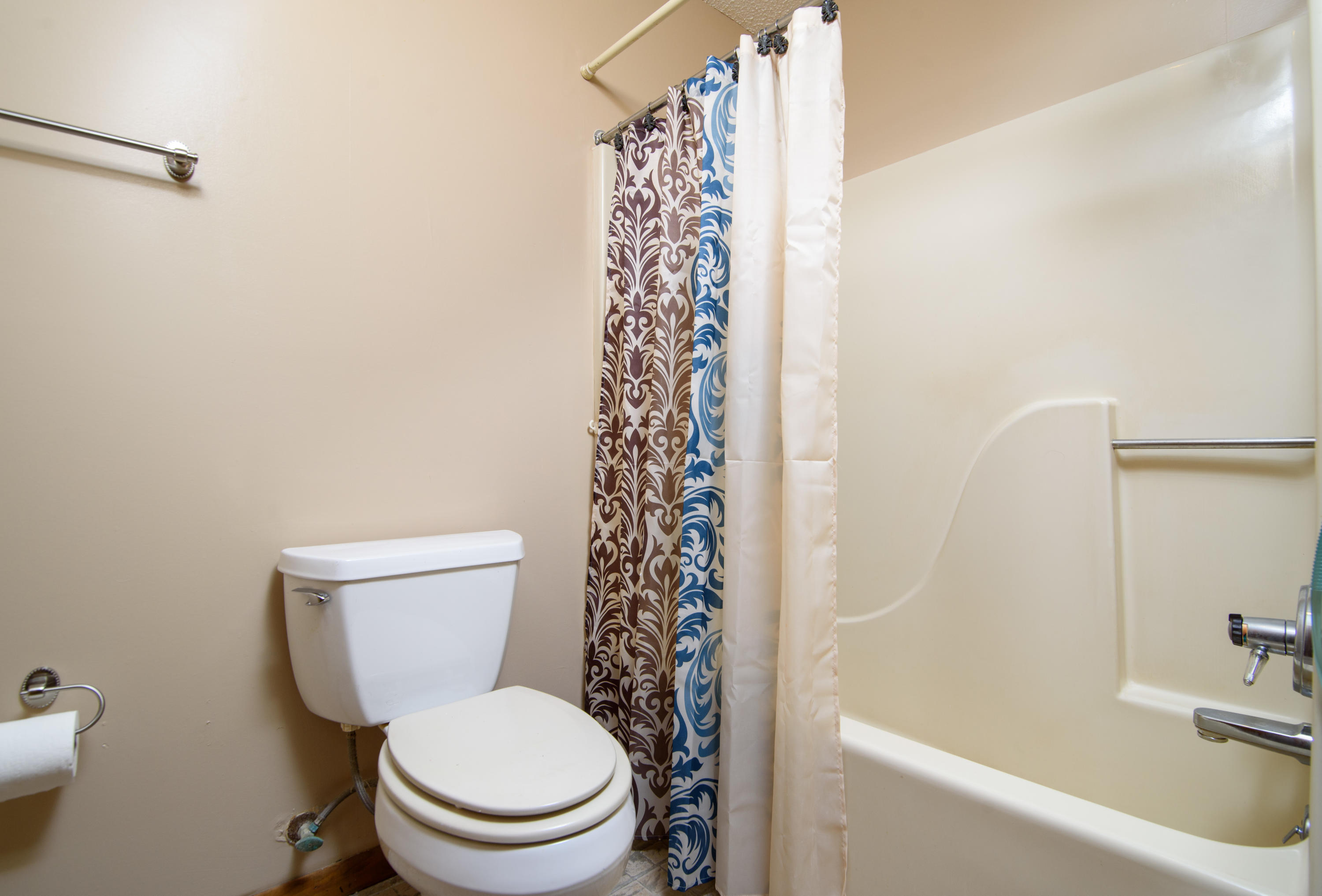 WOODBINE HILLS - Residential