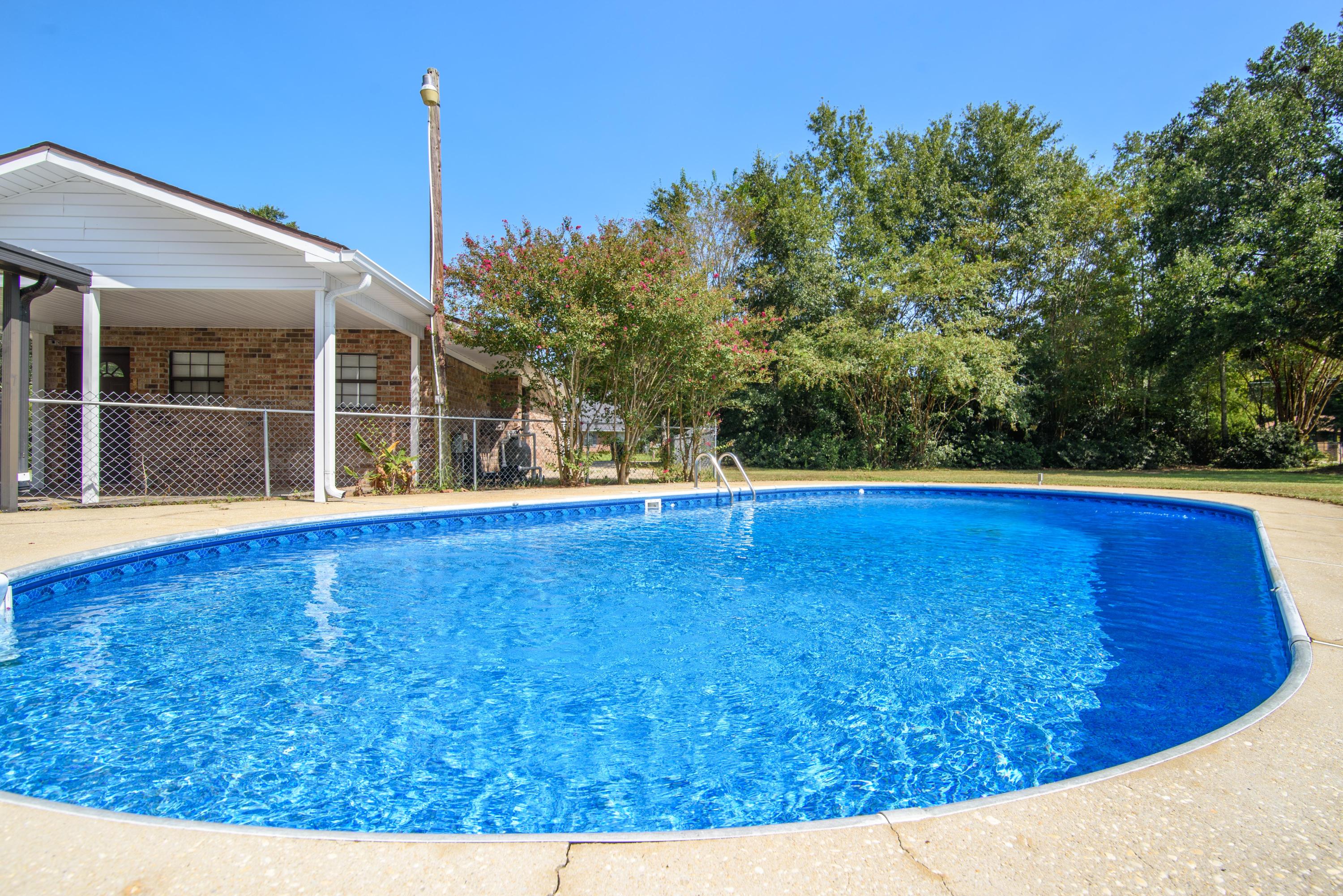 WOODBINE HILLS - Residential