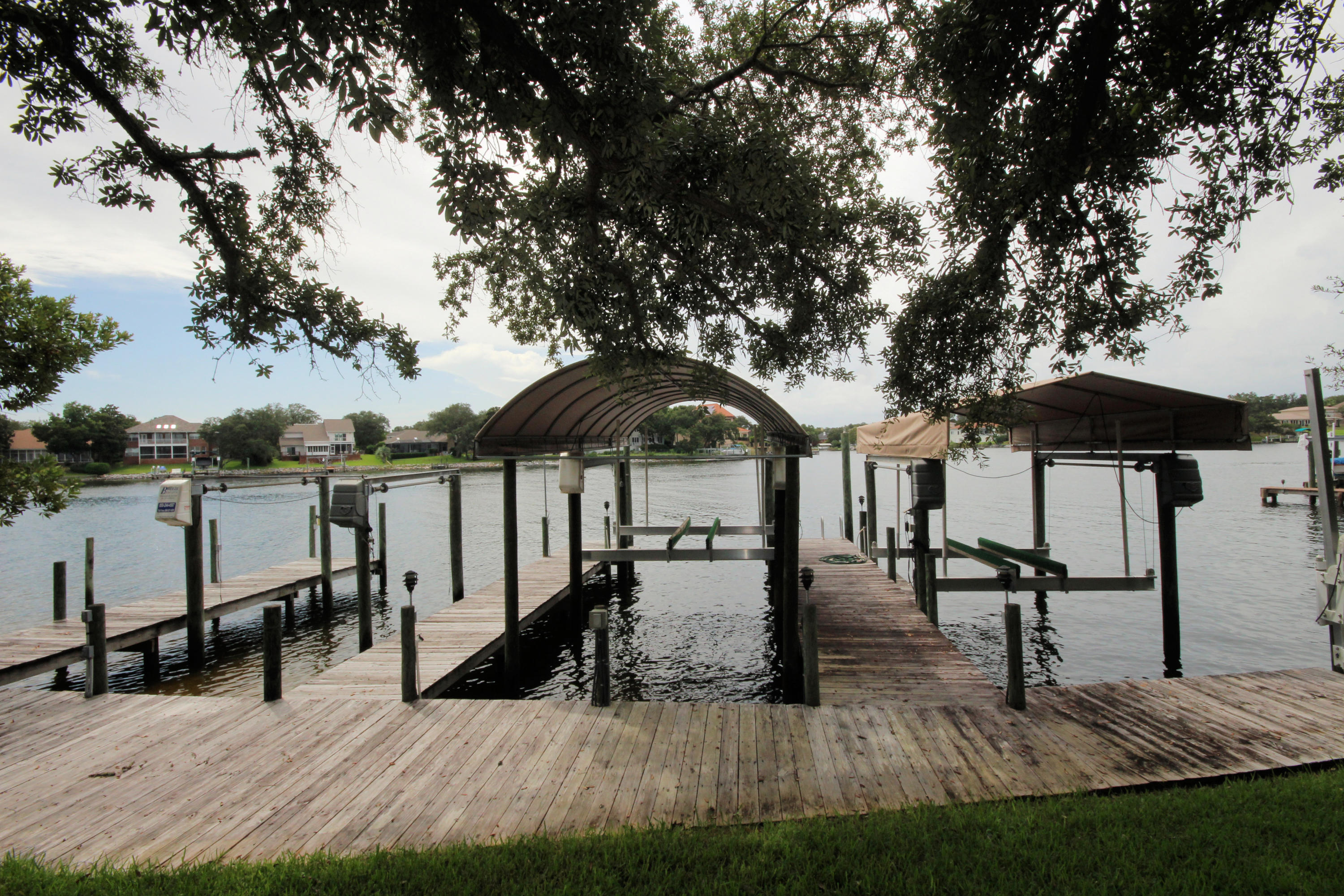 SHALIMAR POINTE S/D - Residential