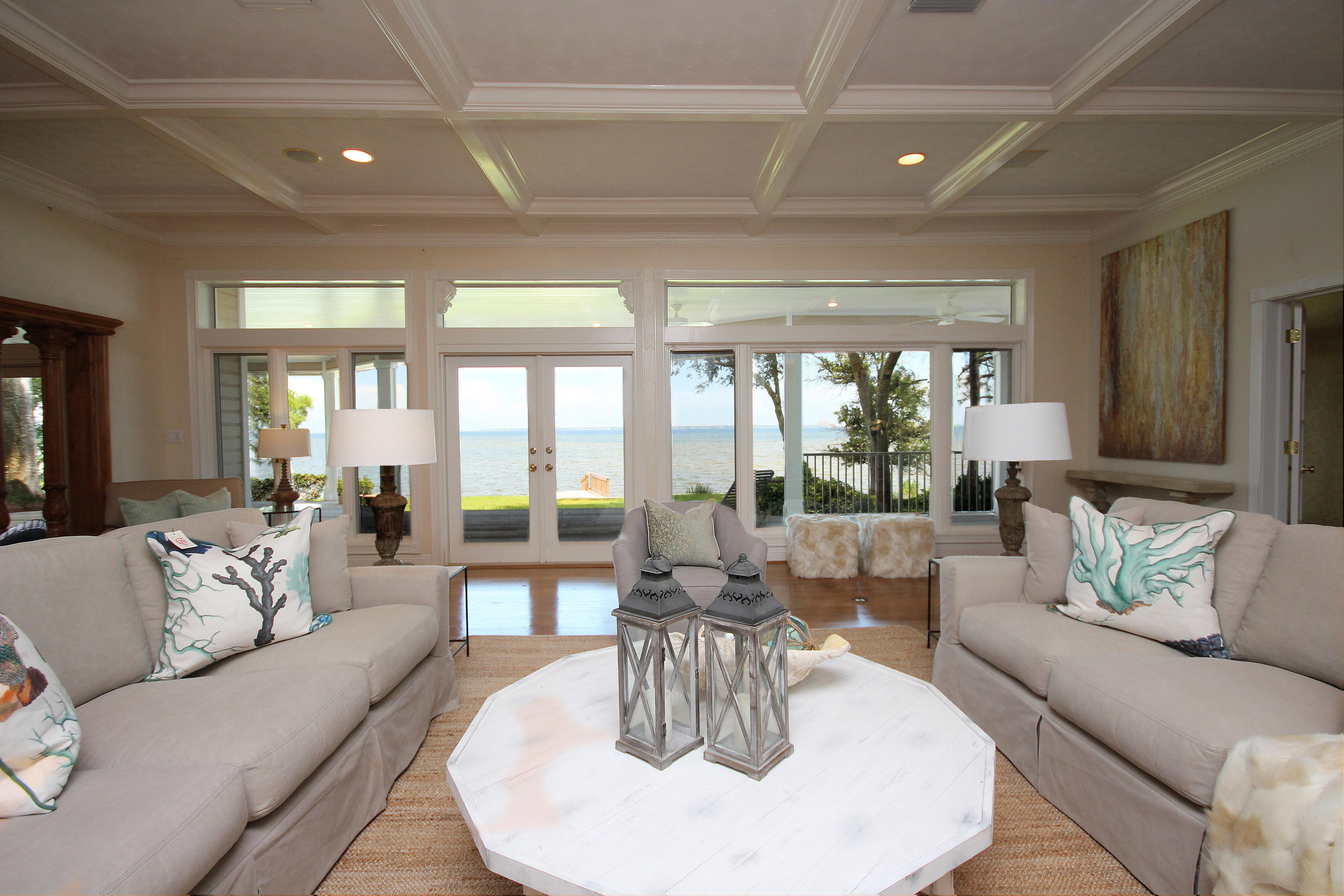 SHALIMAR POINTE S/D - Residential