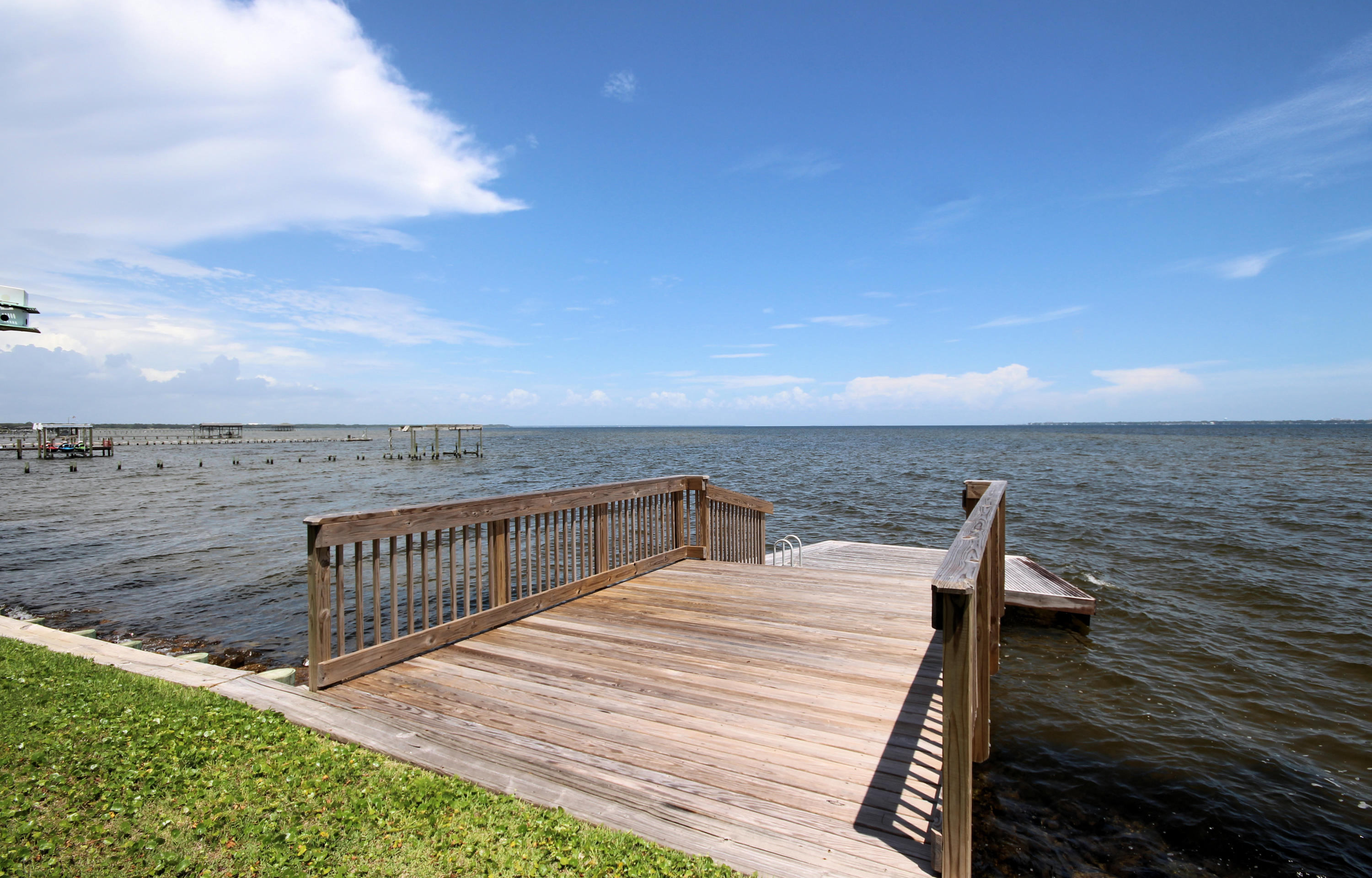 SHALIMAR POINTE S/D - Residential