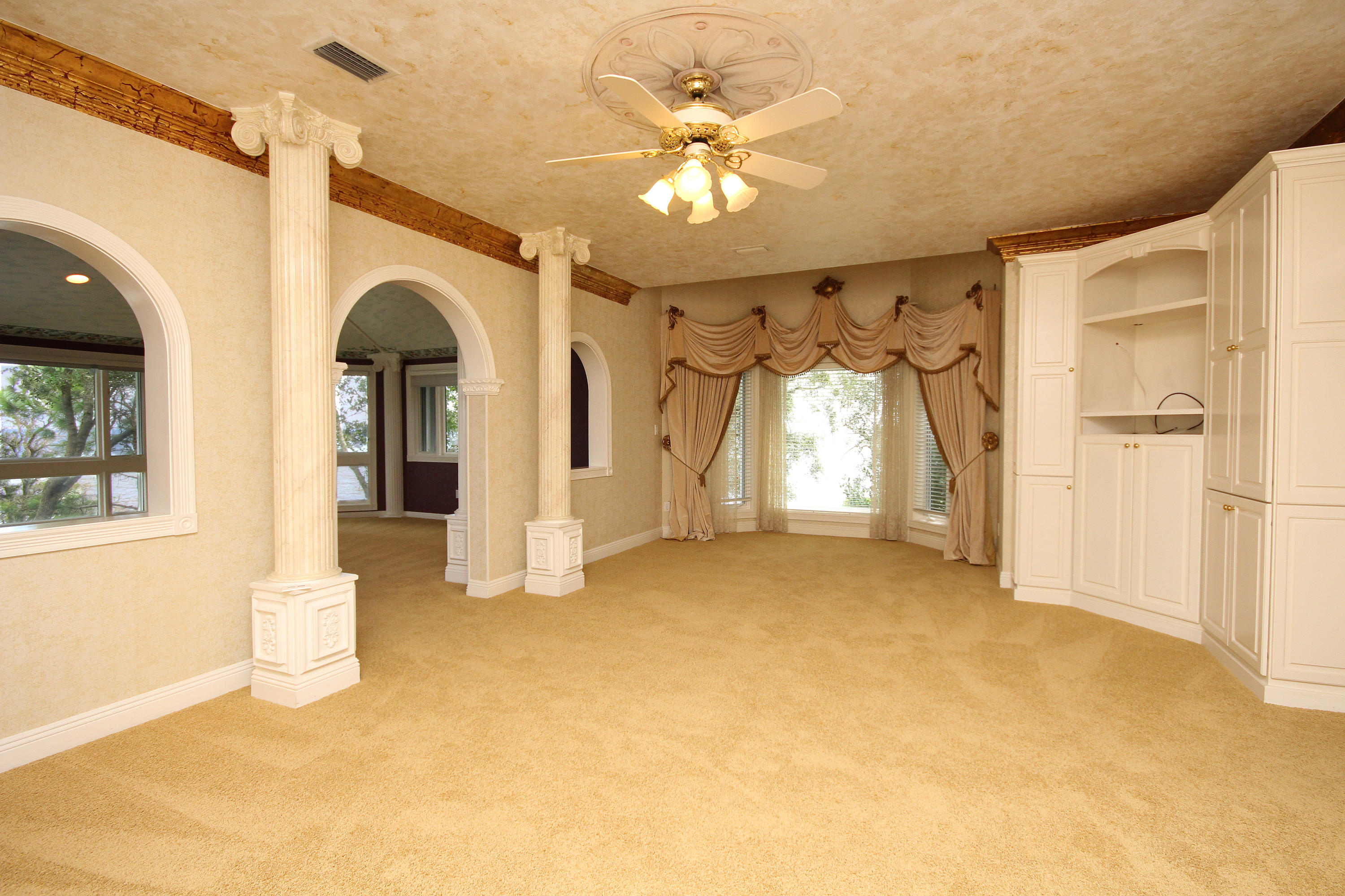 SHALIMAR POINTE S/D - Residential