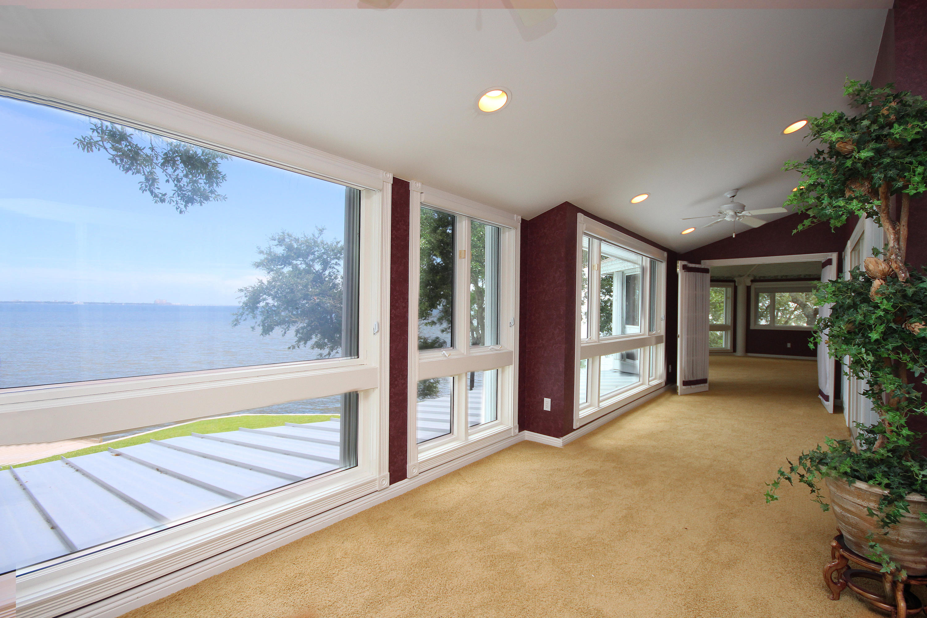 SHALIMAR POINTE S/D - Residential