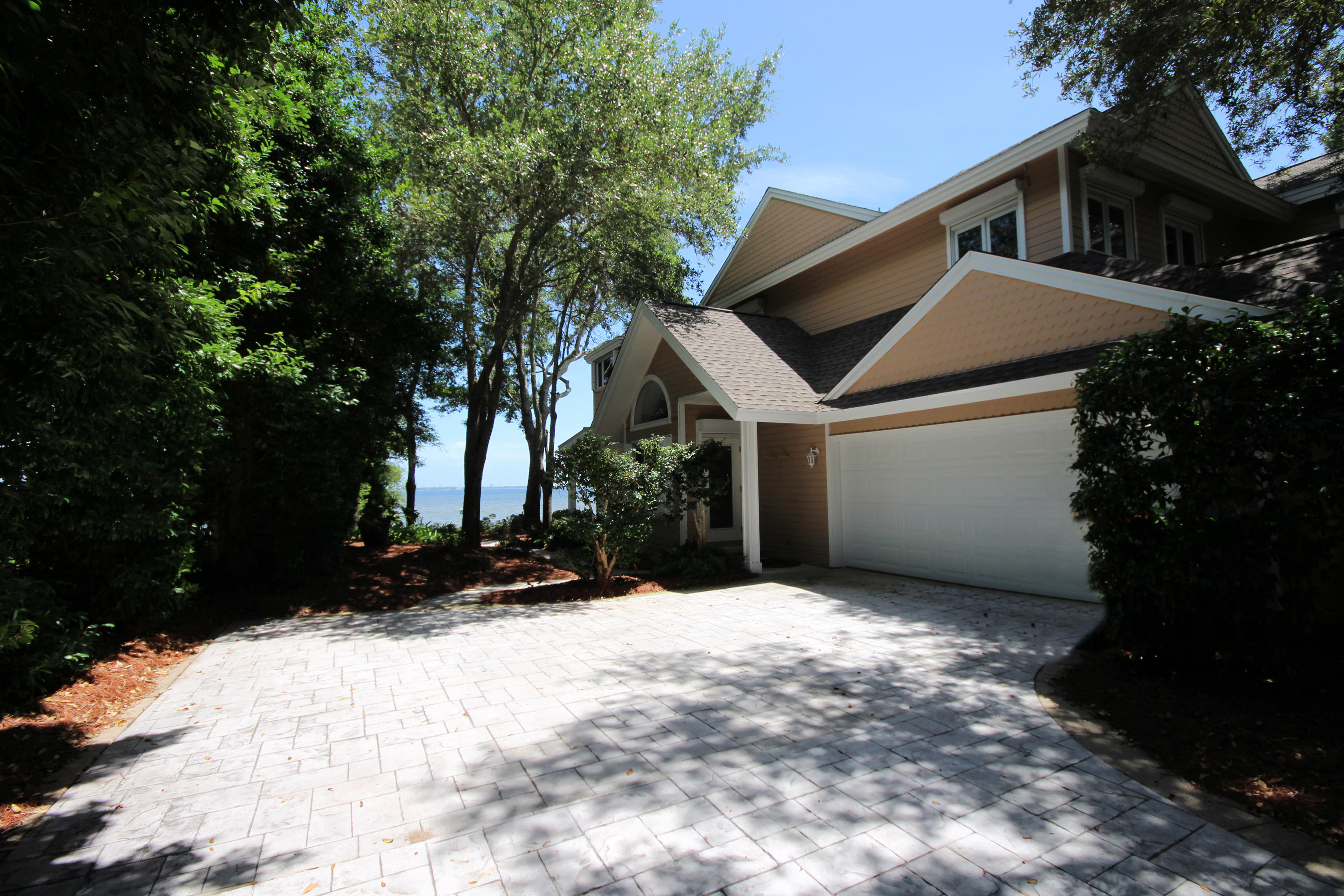 SHALIMAR POINTE S/D - Residential