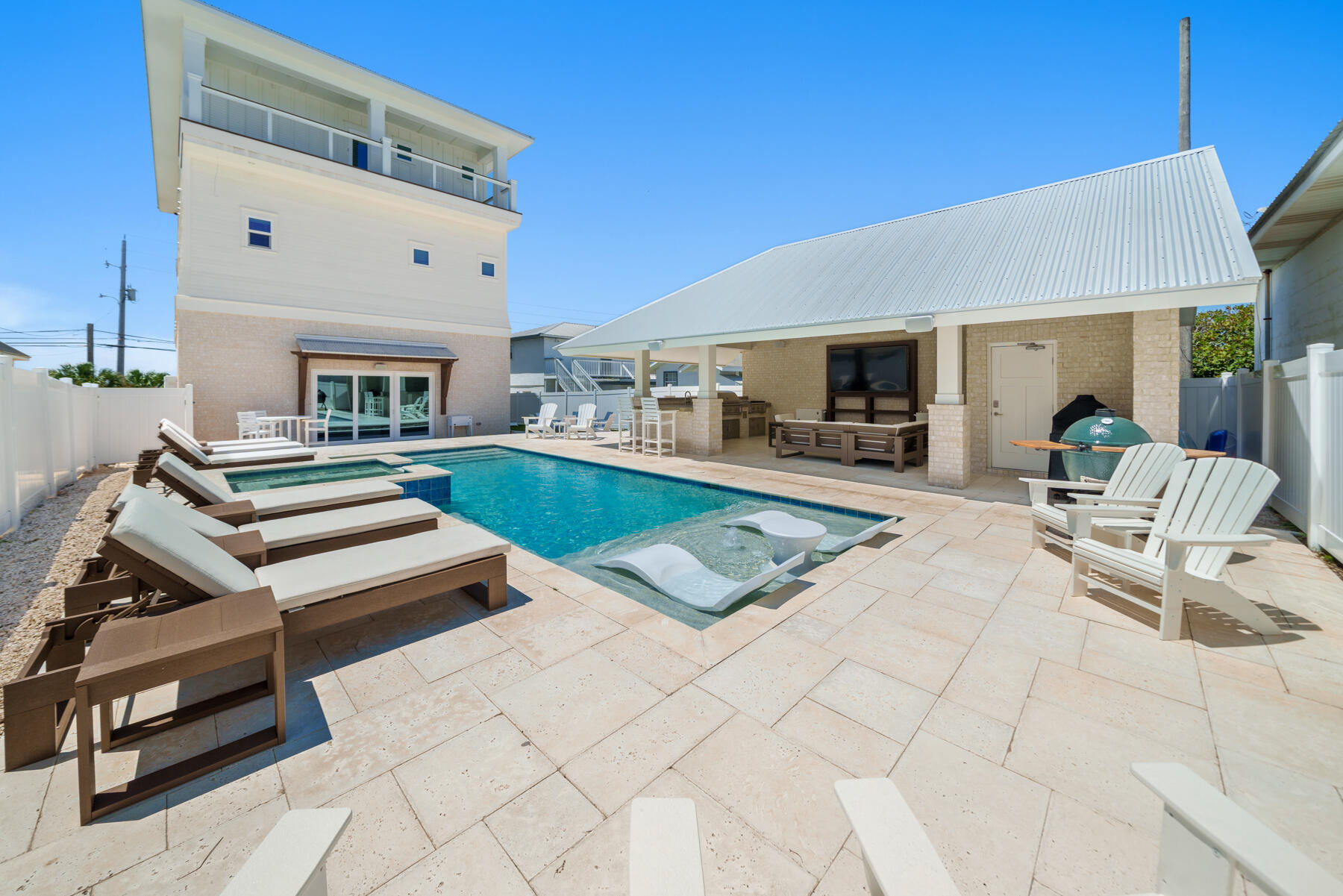 LAGUNA BEACH - Residential