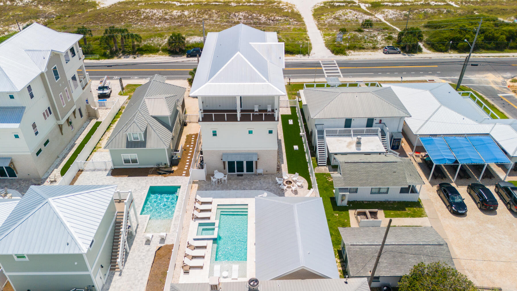 LAGUNA BEACH - Residential