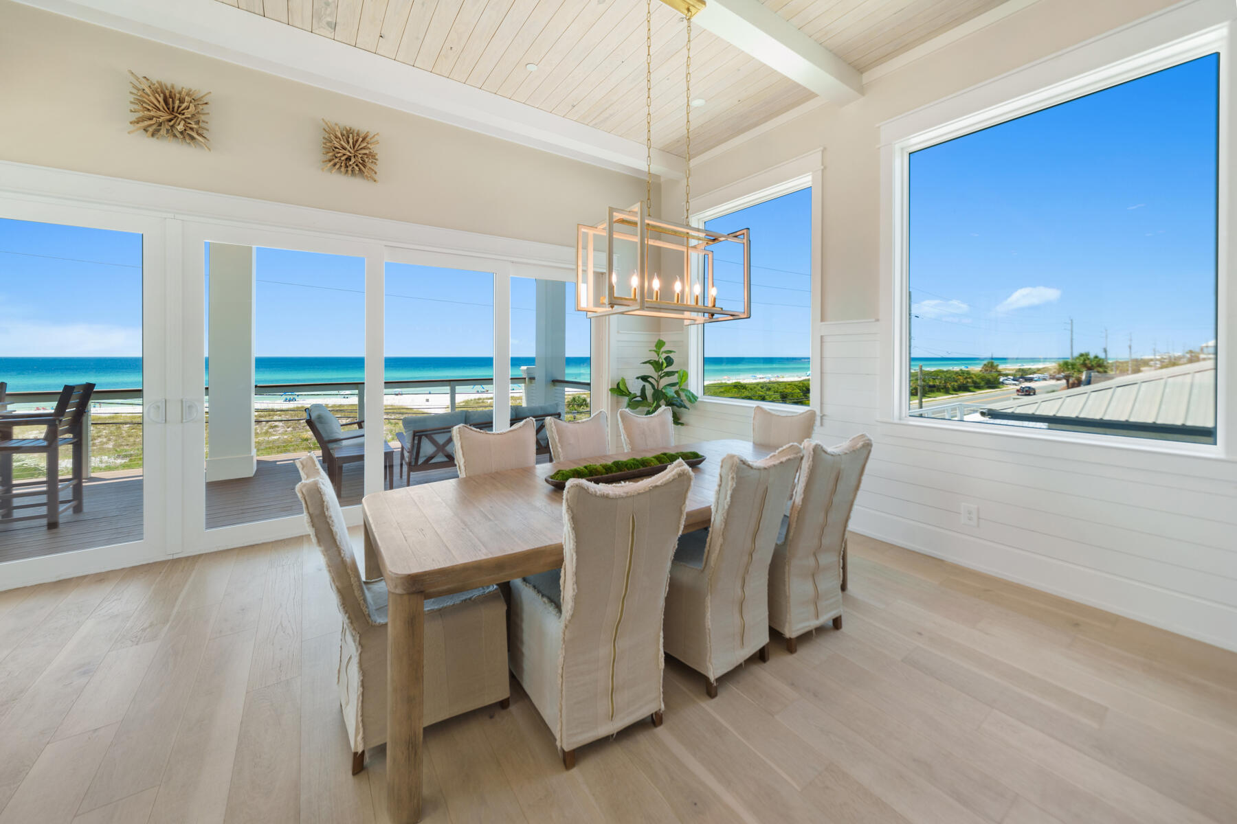 LAGUNA BEACH - Residential