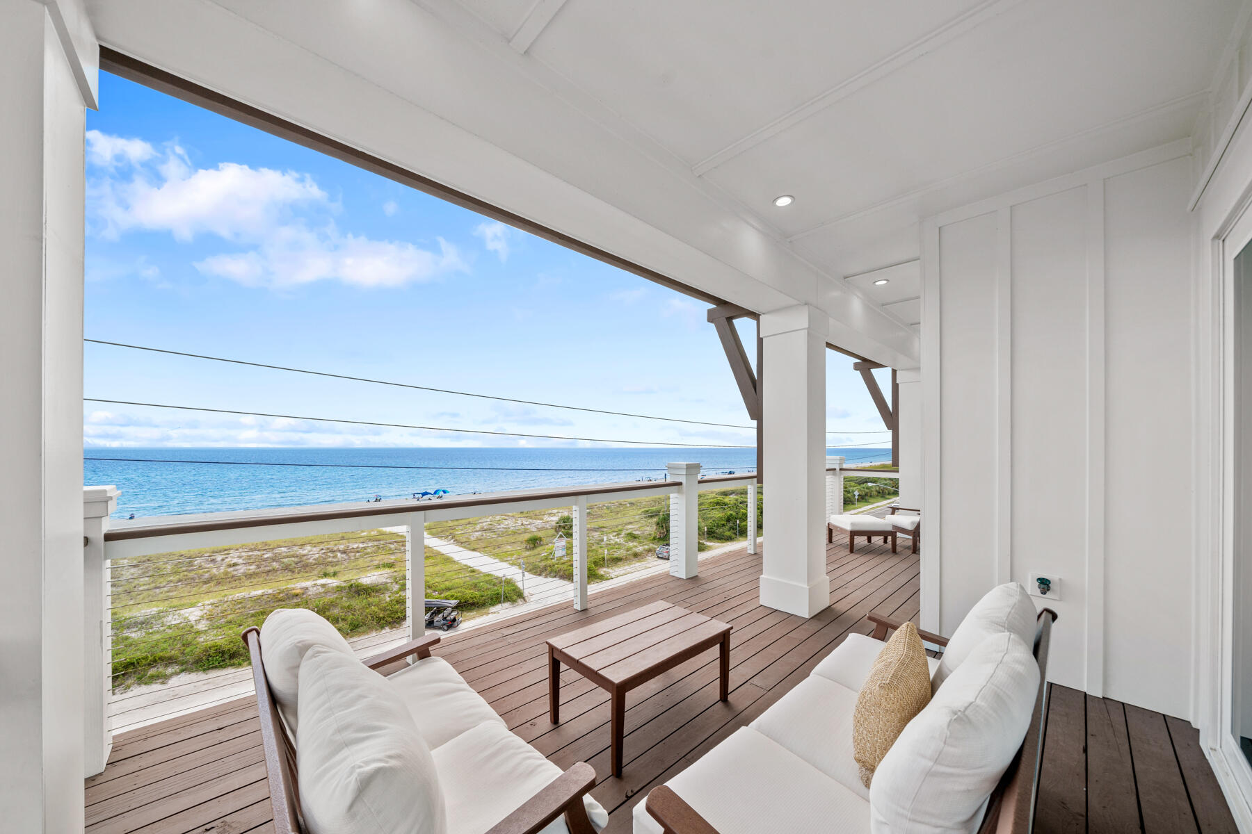 LAGUNA BEACH - Residential