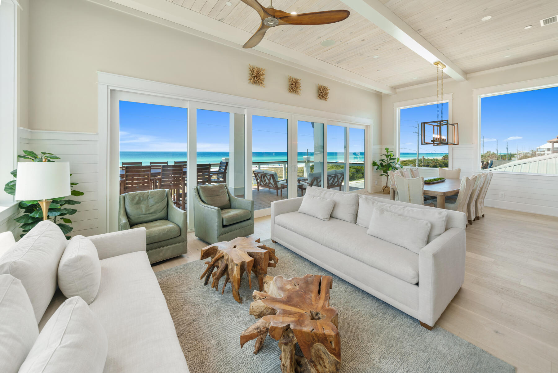 LAGUNA BEACH - Residential