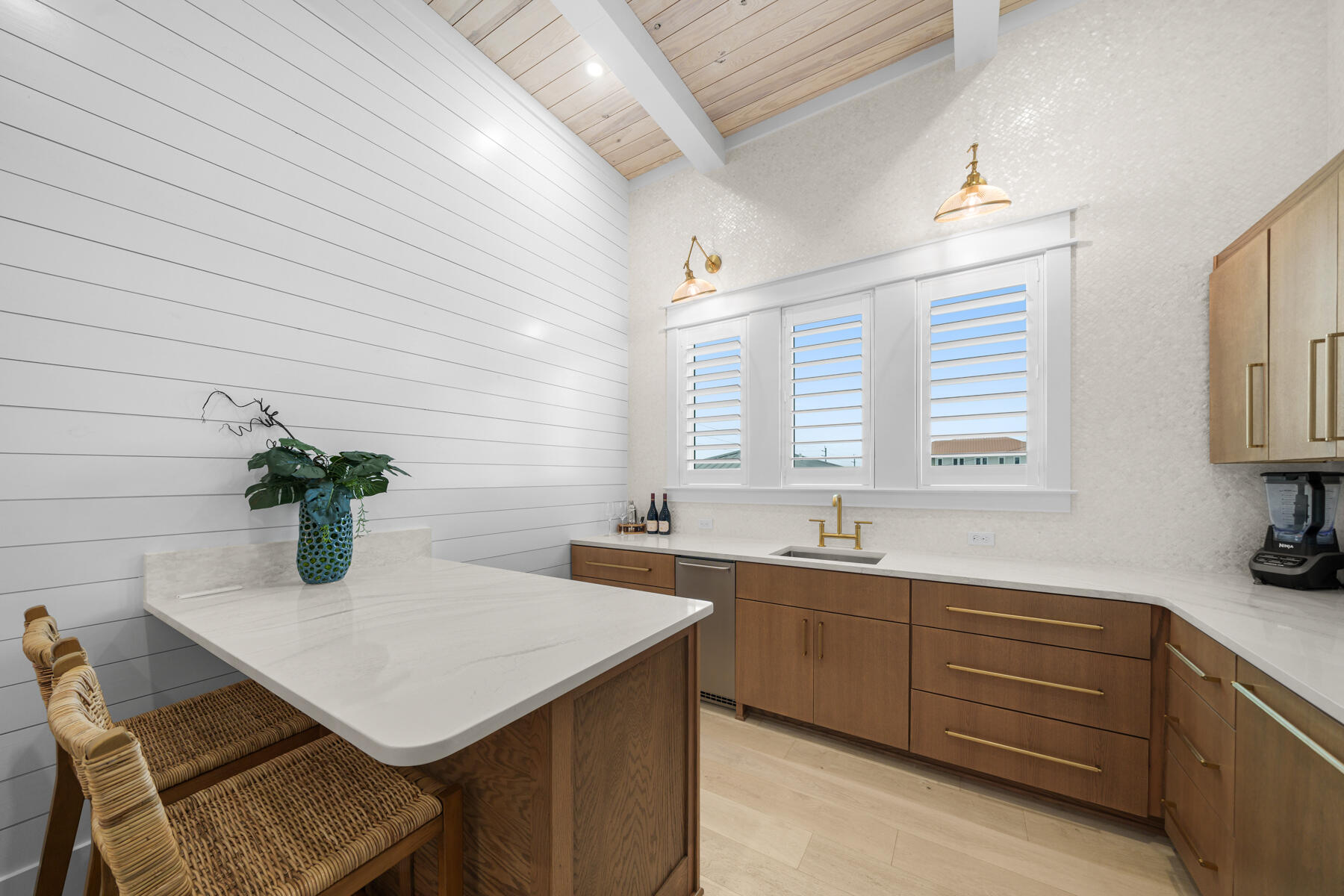 LAGUNA BEACH - Residential