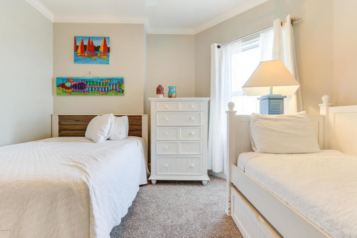 SUNRISE BEACH - Residential