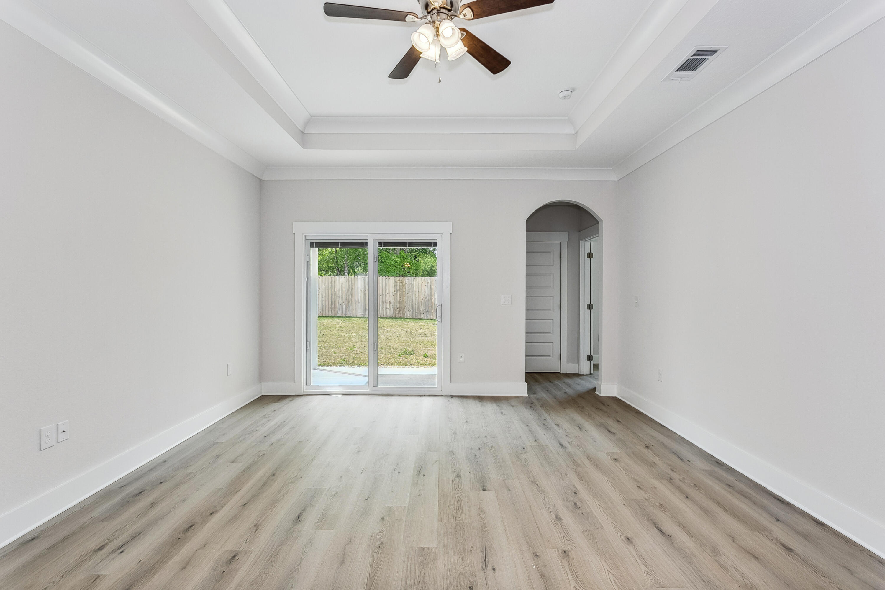NICEVILLE (222200.00) - Residential