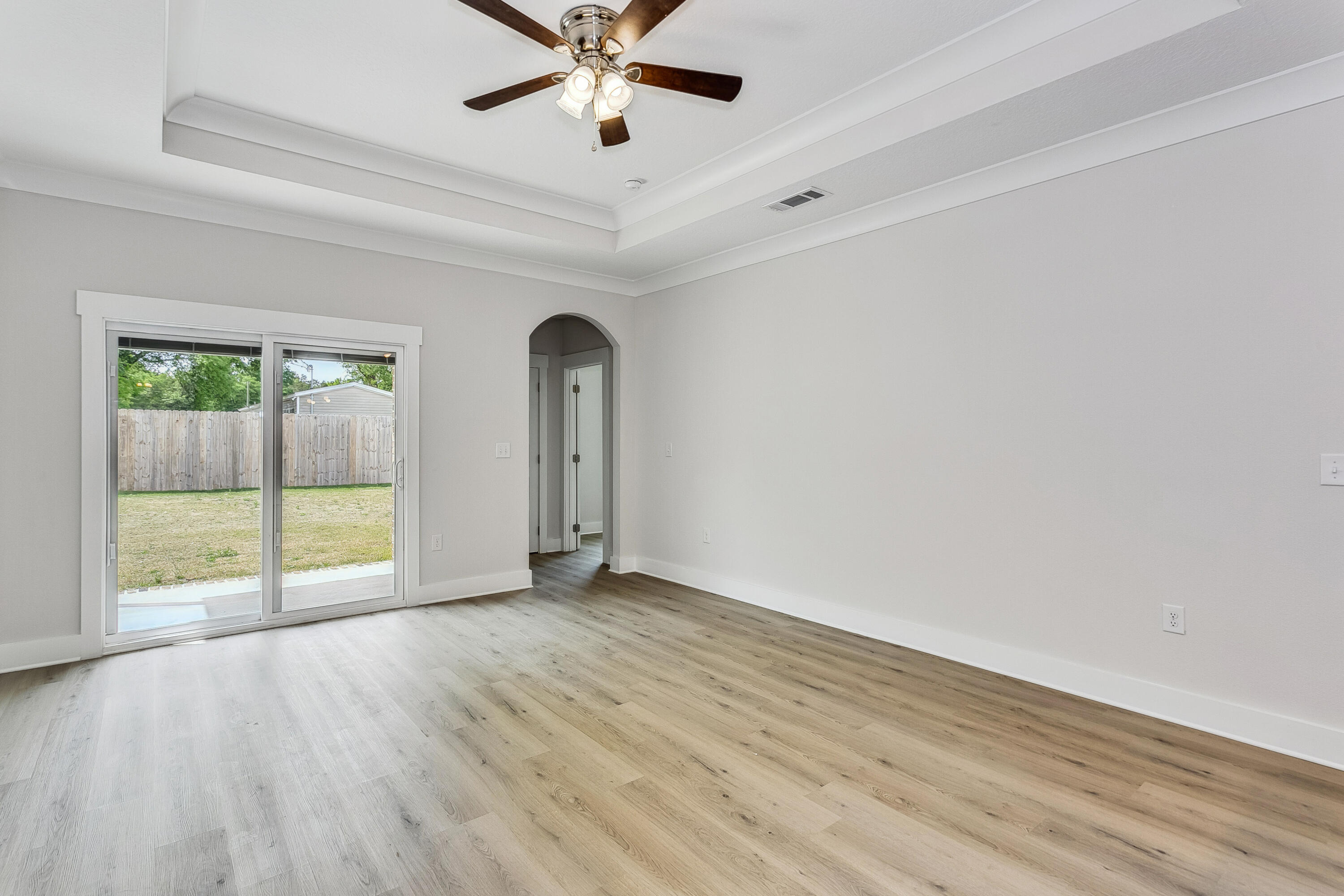 NICEVILLE (222200.00) - Residential