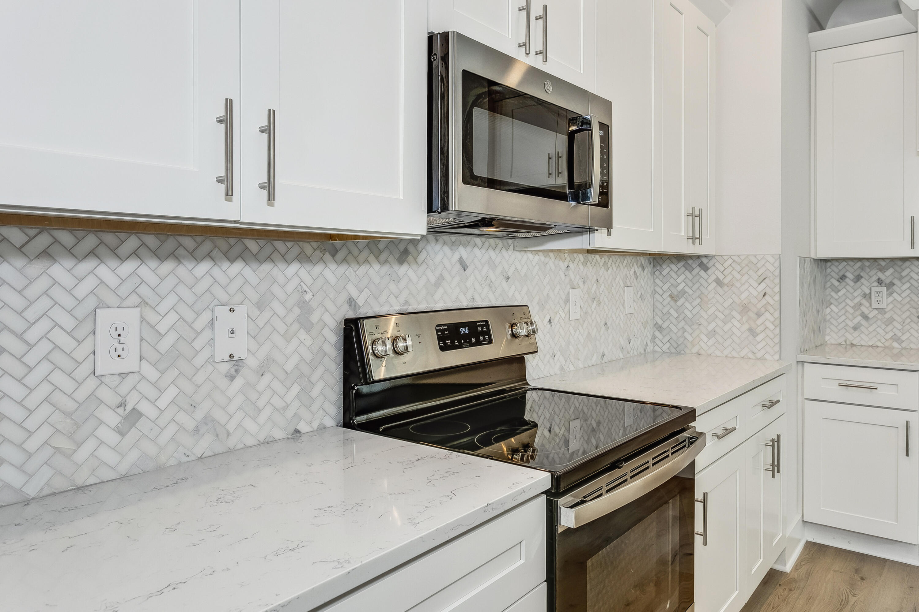 NICEVILLE (222200.00) - Residential