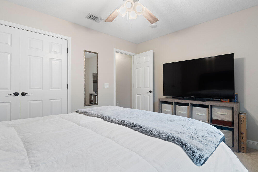 HARVELLS CROSSING - Residential