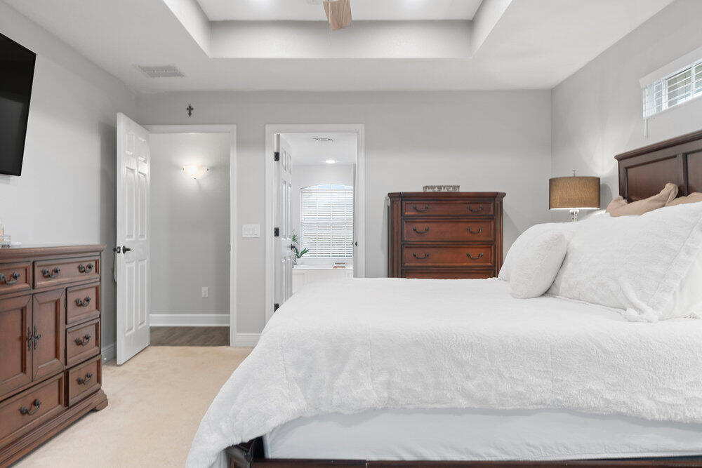 HARVELLS CROSSING - Residential