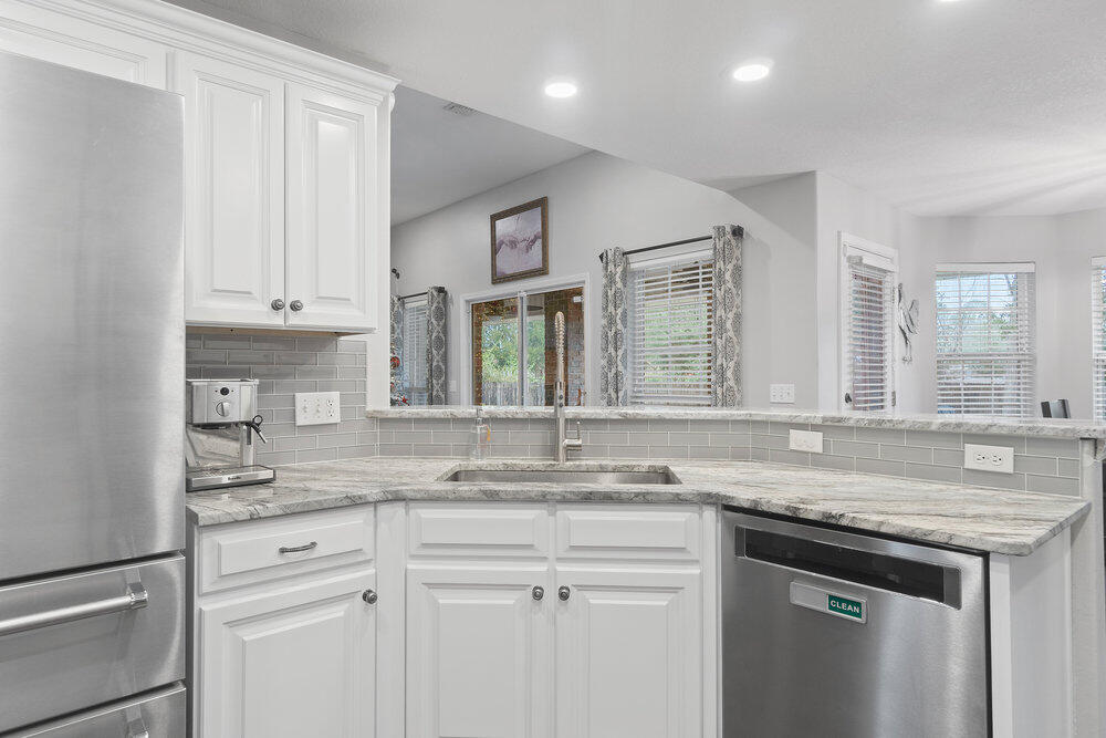 HARVELLS CROSSING - Residential
