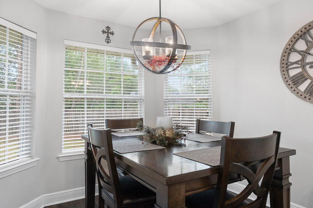 HARVELLS CROSSING - Residential