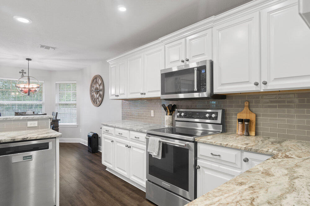 HARVELLS CROSSING - Residential