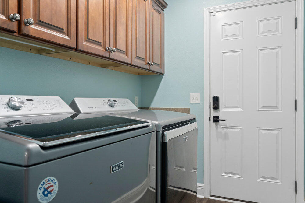 HARVELLS CROSSING - Residential