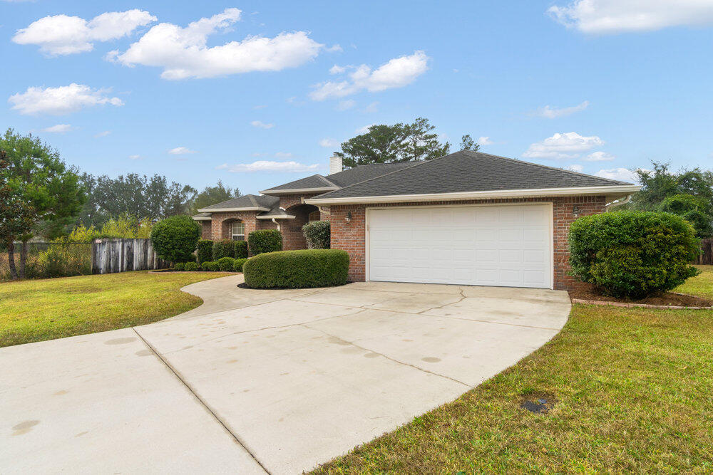HARVELLS CROSSING - Residential