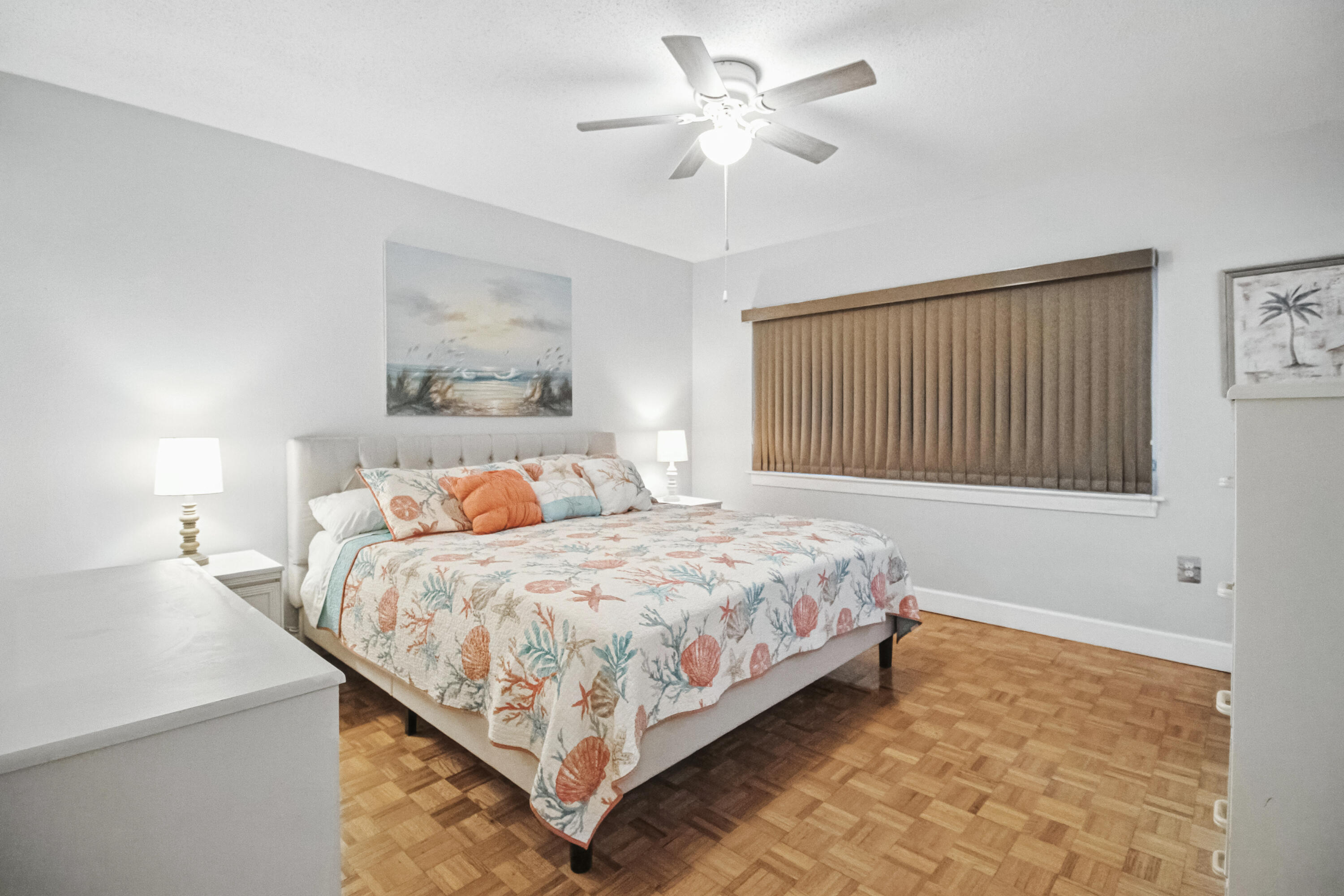 SEASPRAY CONDO - Residential