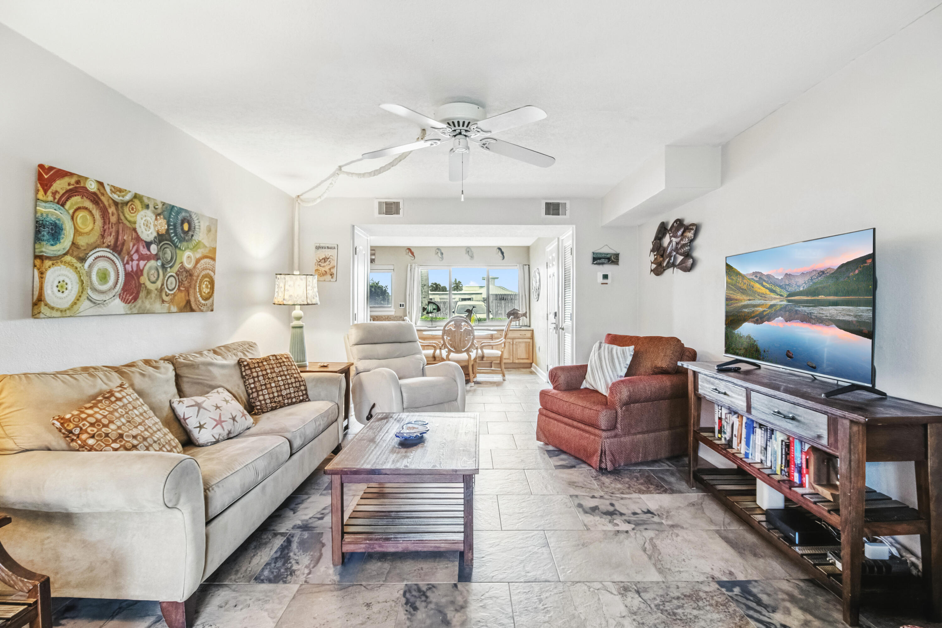 SEASPRAY CONDO - Residential