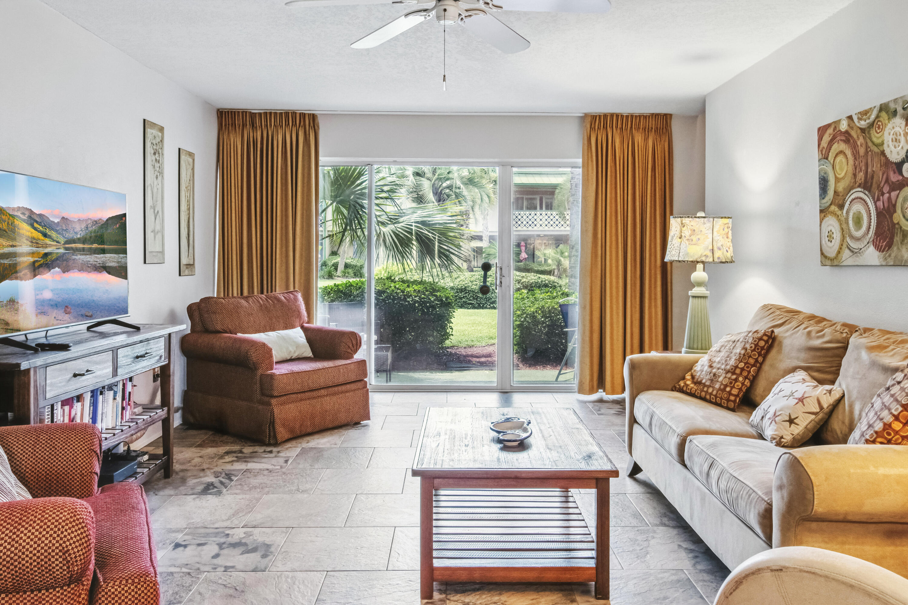 SEASPRAY CONDO - Residential