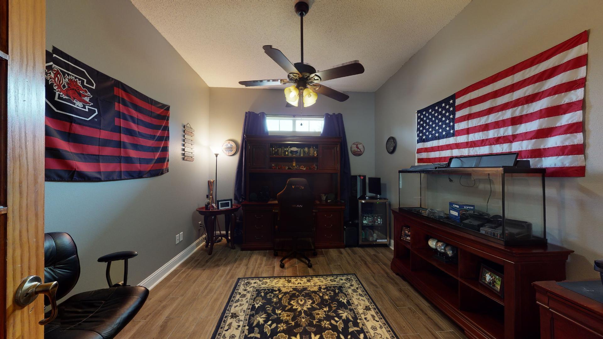 COUNTRY VIEW 10TH - Residential