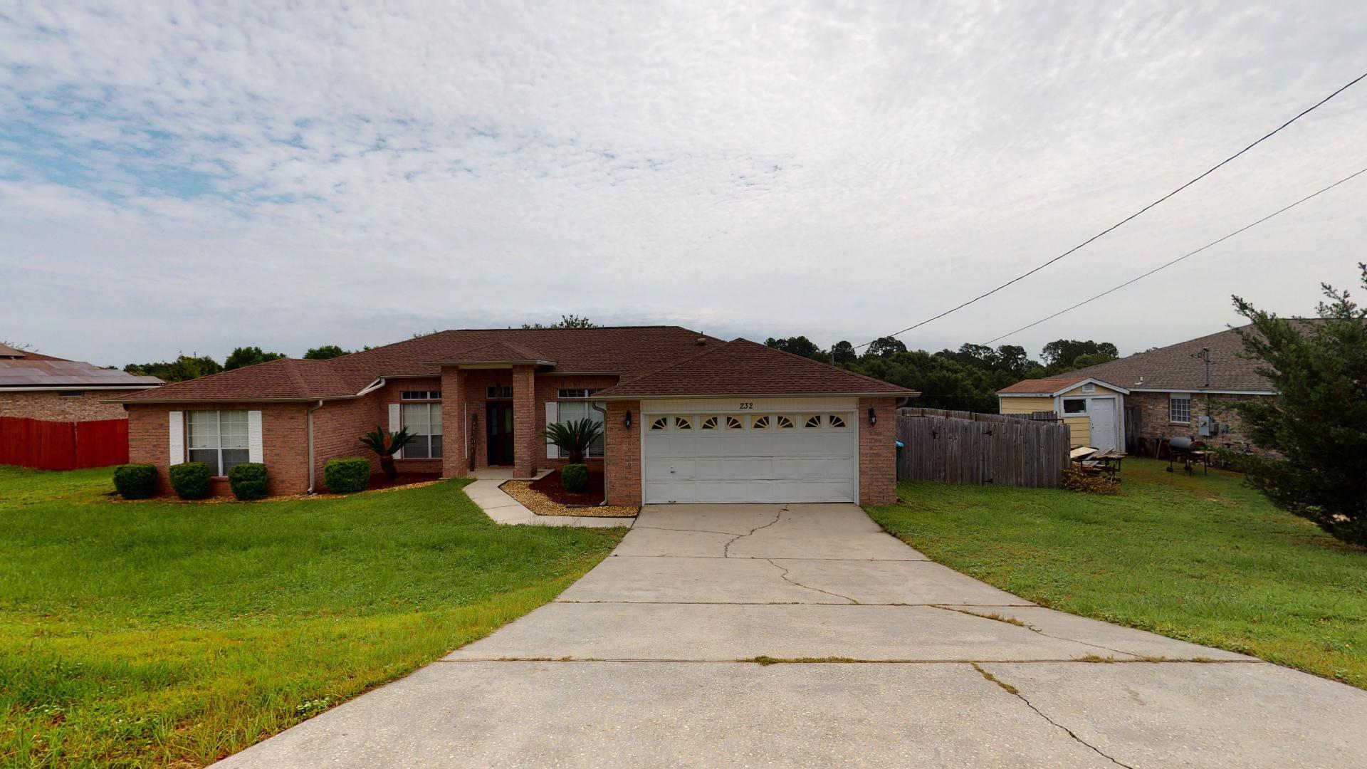 COUNTRY VIEW 10TH - Residential