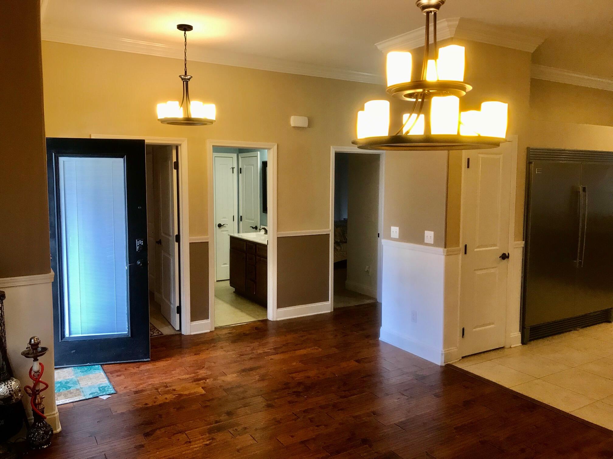 COLONIAL HEIGHTS - Residential