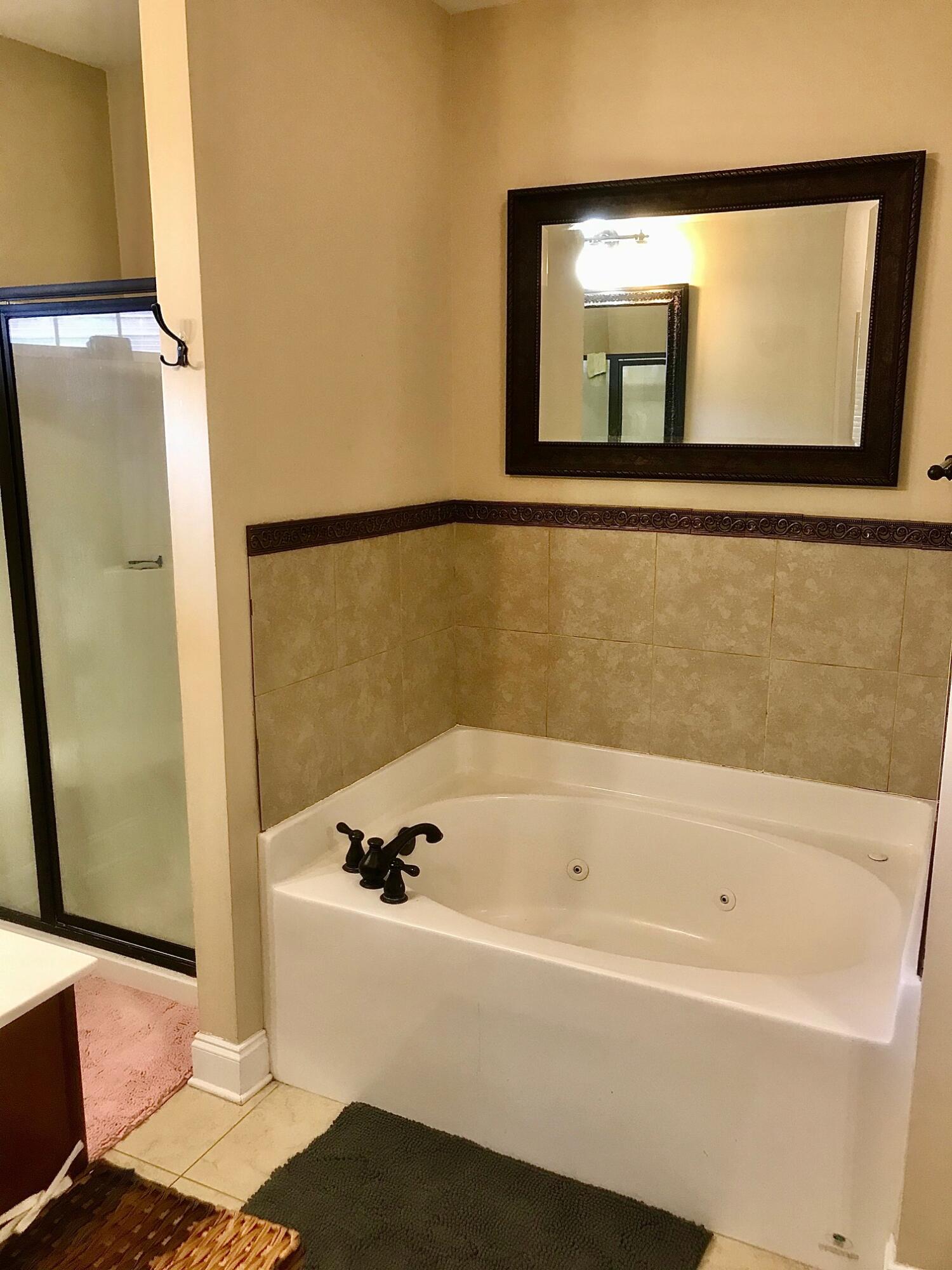 COLONIAL HEIGHTS - Residential