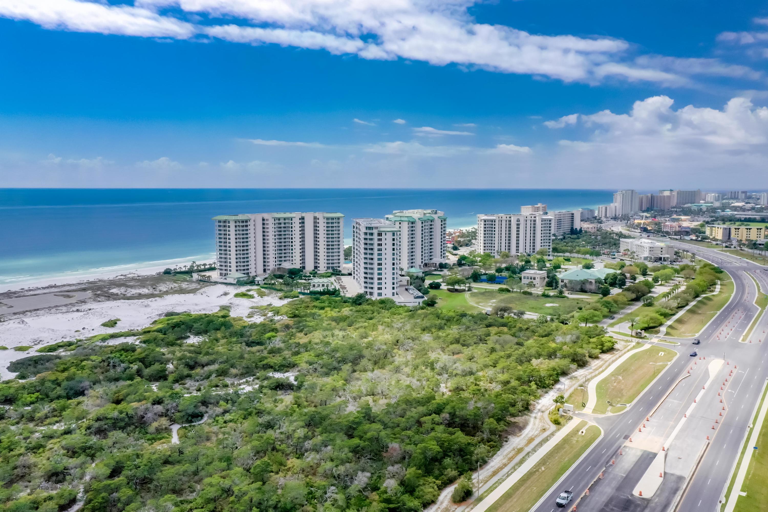 ST. LUCIA AT SILVER SHELLS - Residential