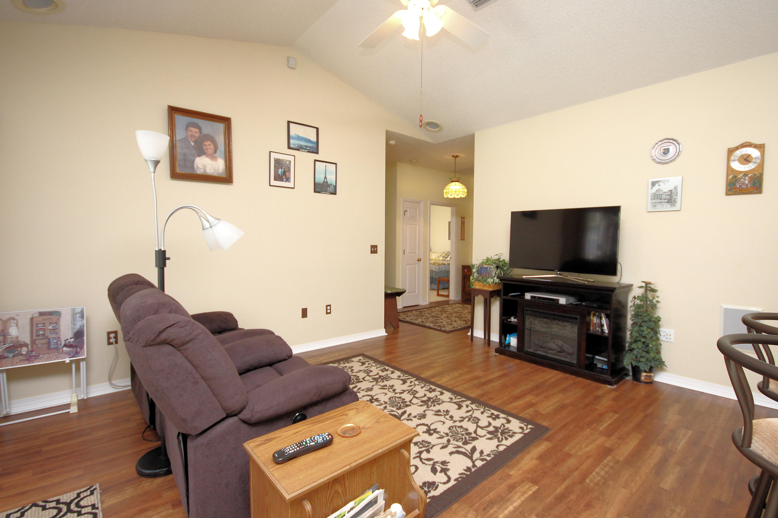 QUAIL TRAIL - Residential