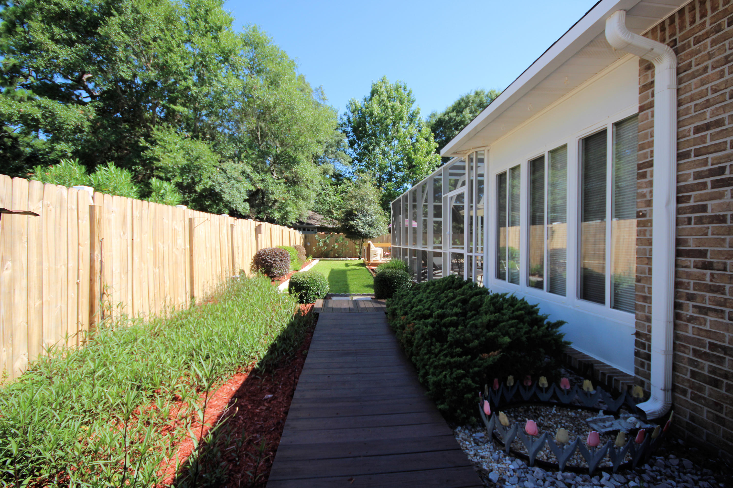 QUAIL TRAIL - Residential