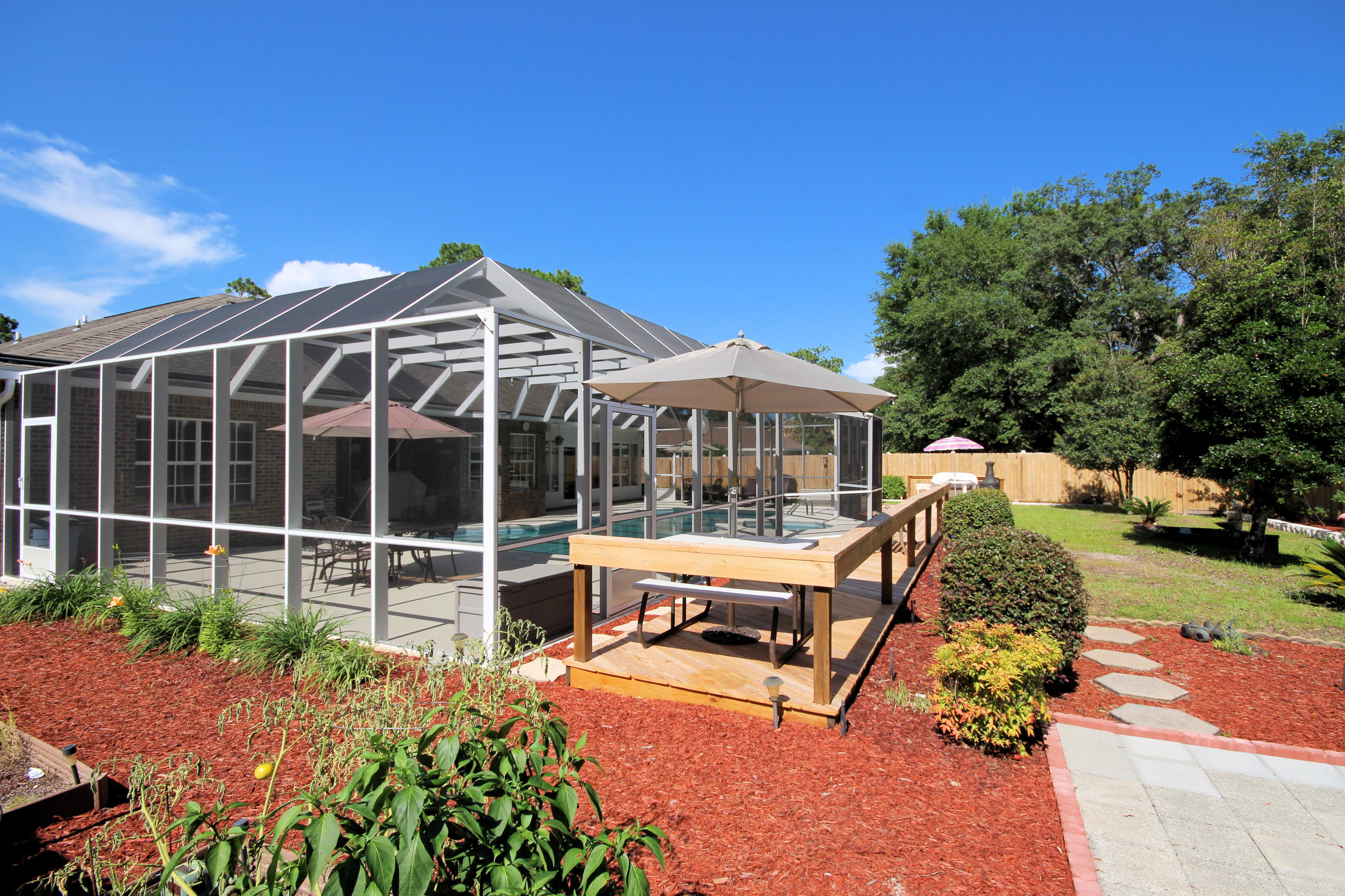 QUAIL TRAIL - Residential