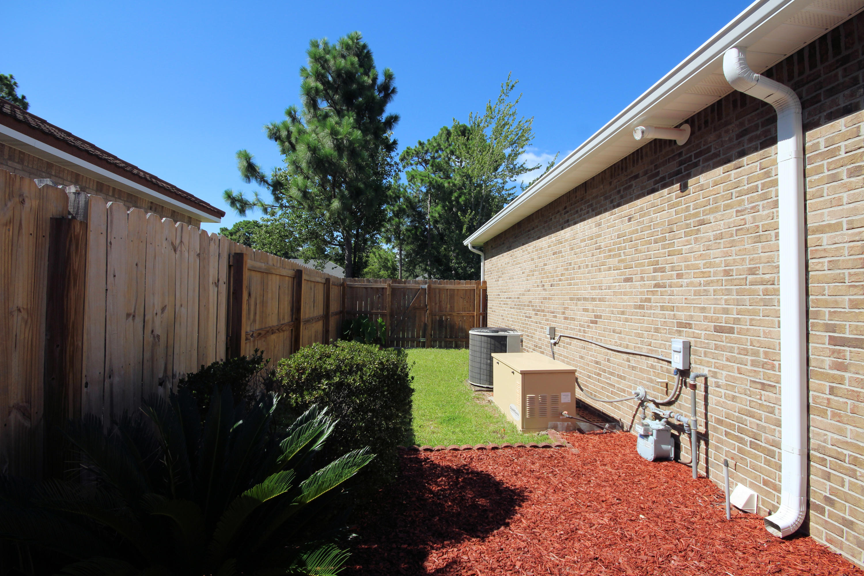 QUAIL TRAIL - Residential