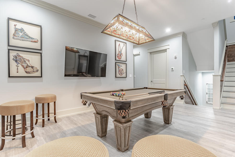 BELAIRE ESTATES - Residential