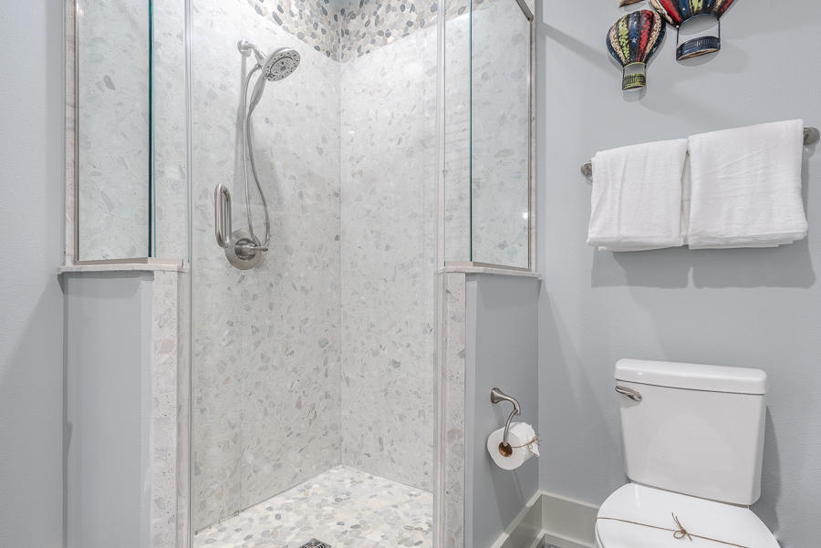 BELAIRE ESTATES - Residential